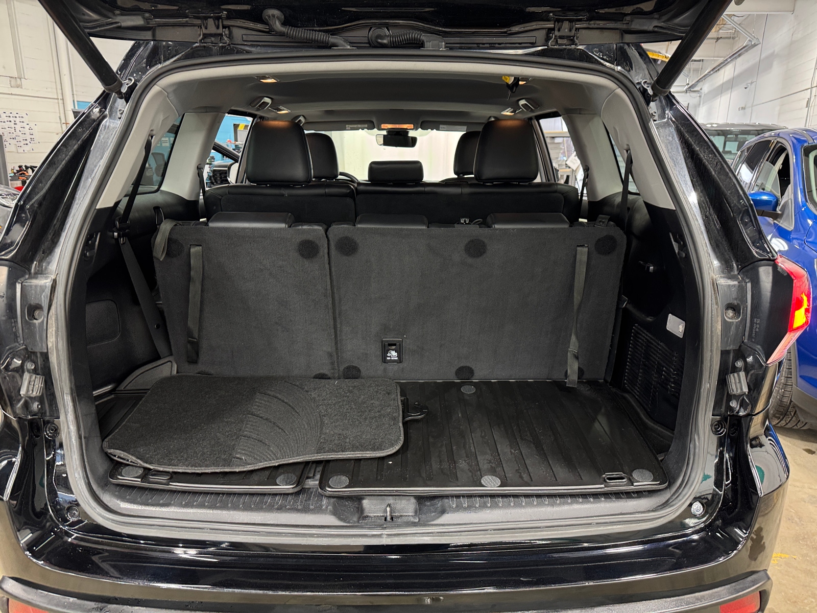 Thumbnail: 2019 Toyota Highlander - 6