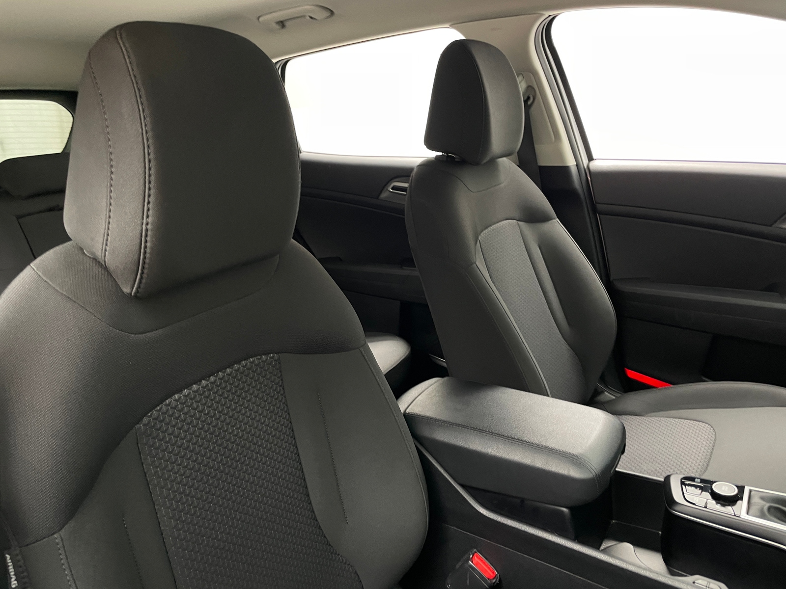 Thumbnail: 2025 Kia Sportage - 2