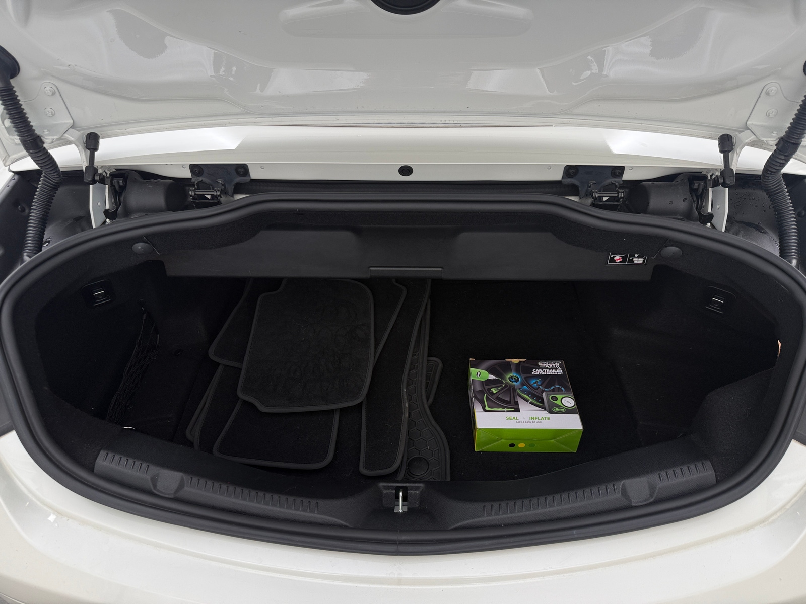 Thumbnail: 2018 Mercedes-Benz E-Class - 6