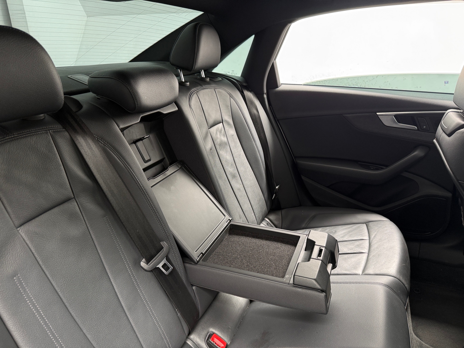 Thumbnail: 2017 Audi A4 - 5