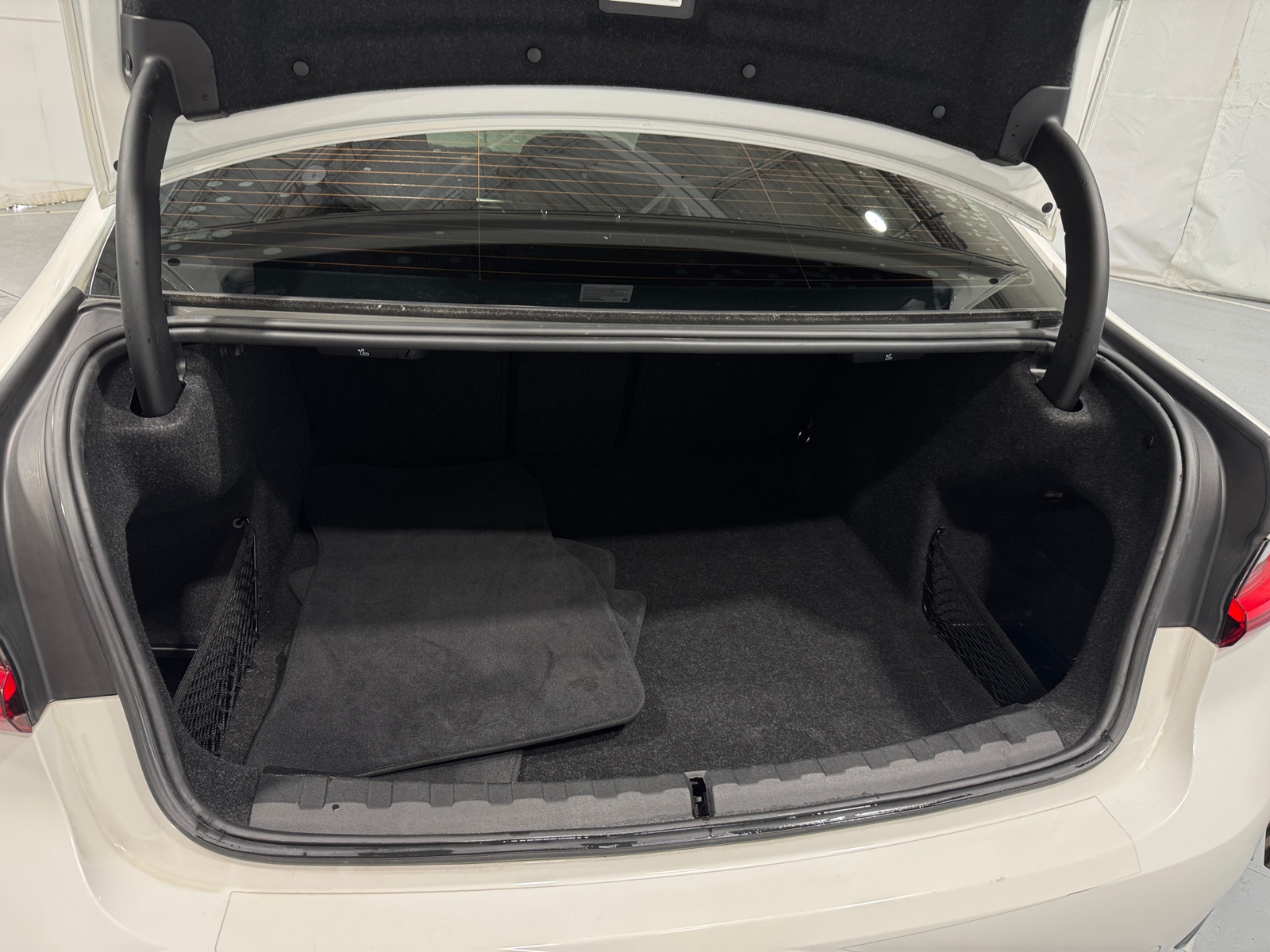 Thumbnail: 2020 BMW 3 Series - 6