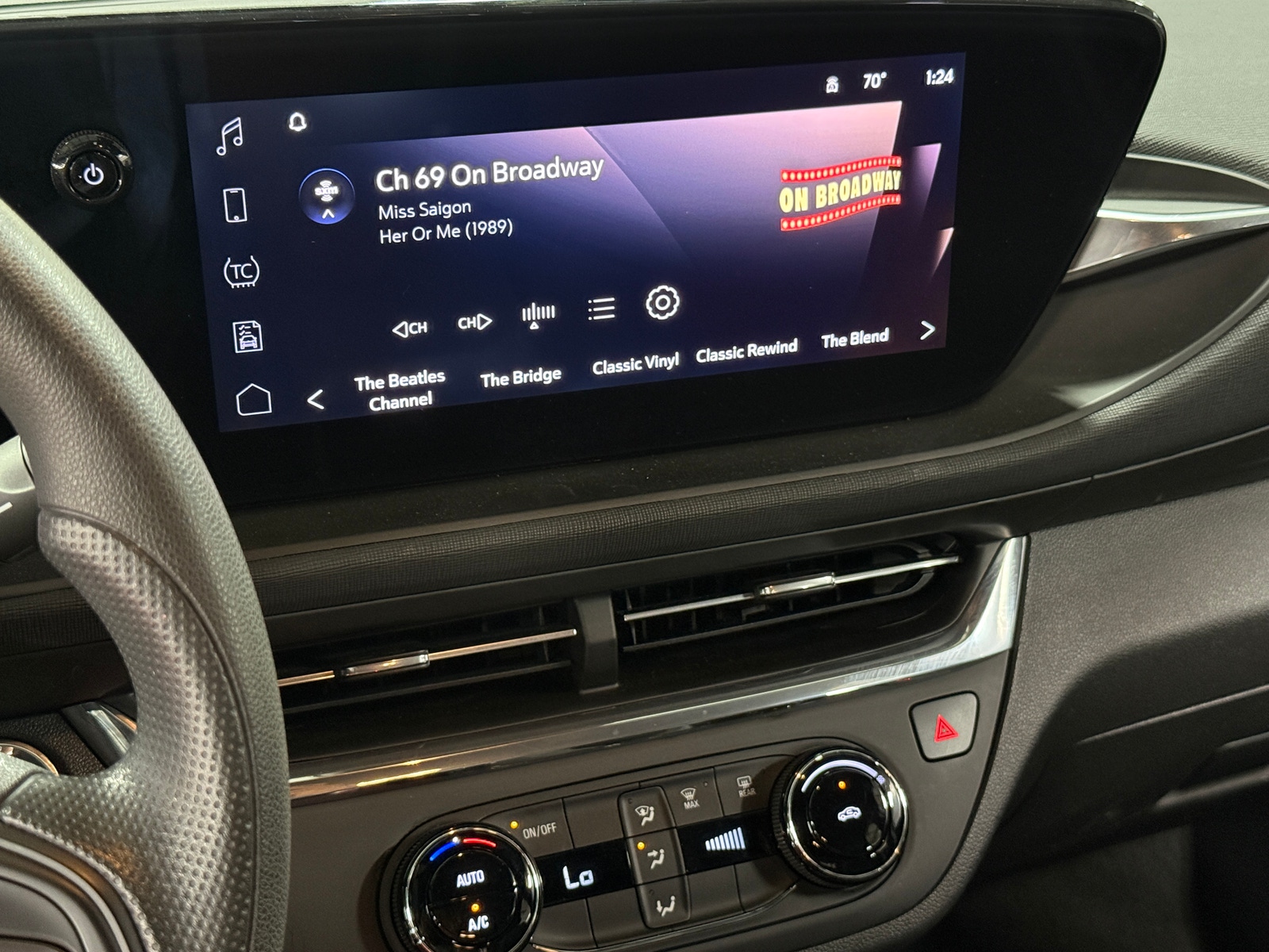 Thumbnail: 2025 Buick Envista - 3