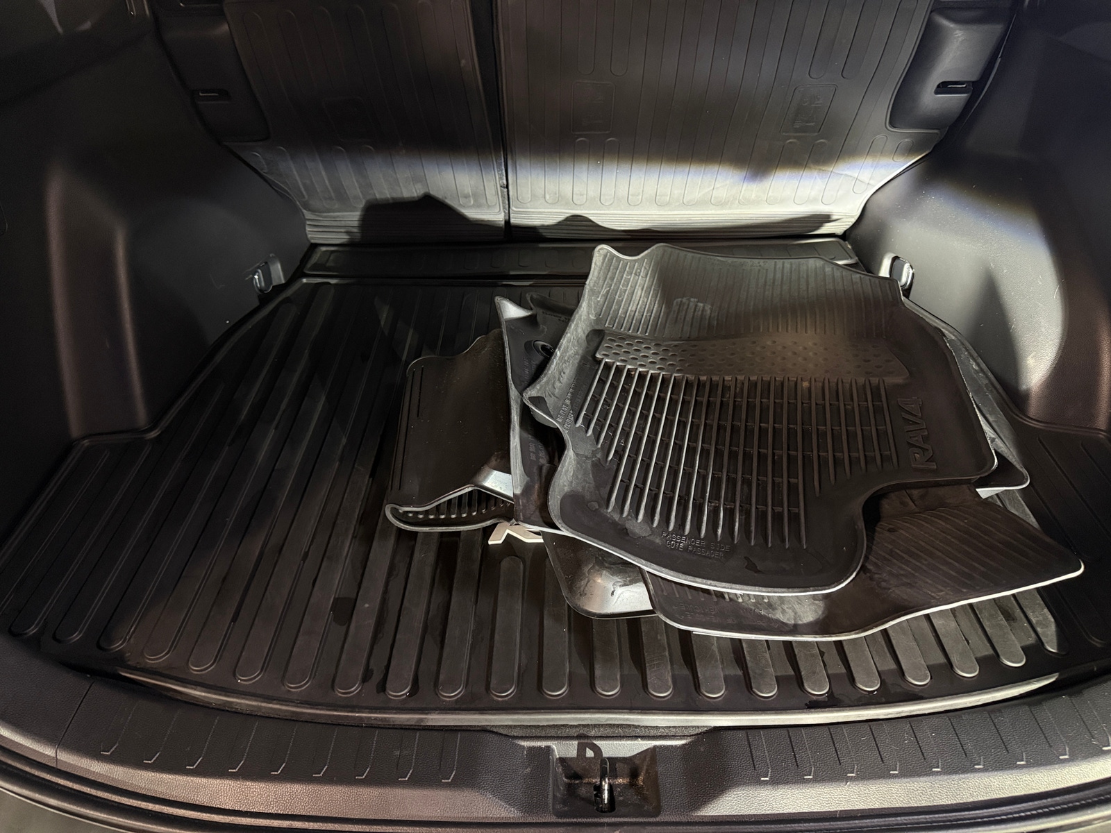 Thumbnail: 2023 Toyota RAV4 - 6