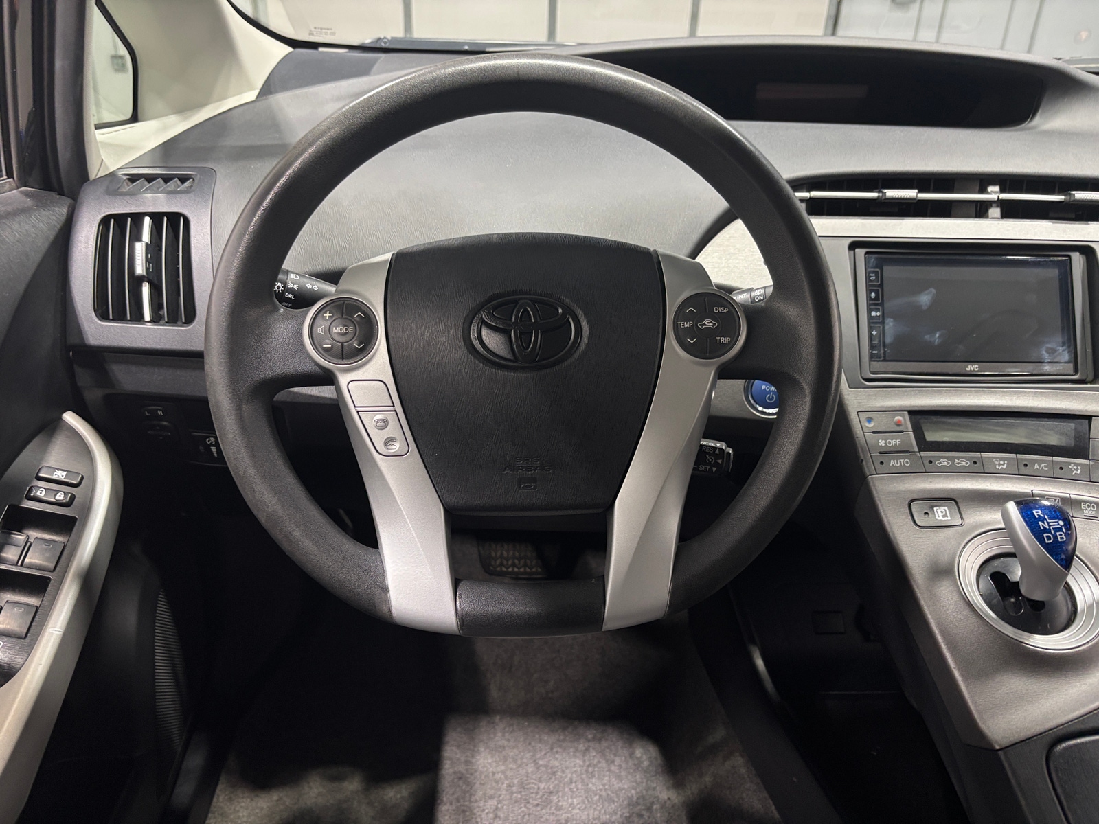 Thumbnail: 2012 Toyota Prius - 5