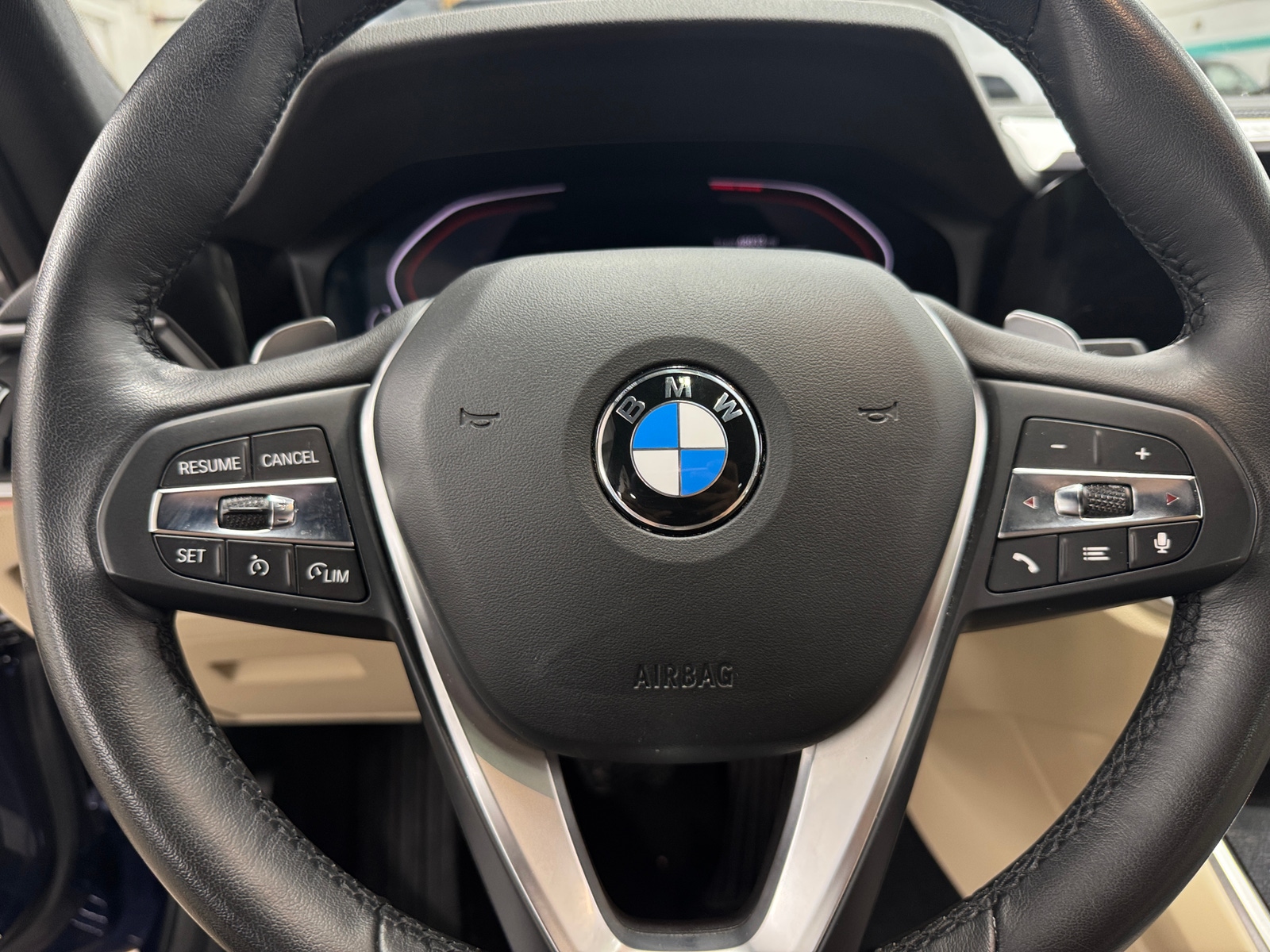 Thumbnail: 2020 BMW 3 Series - 4