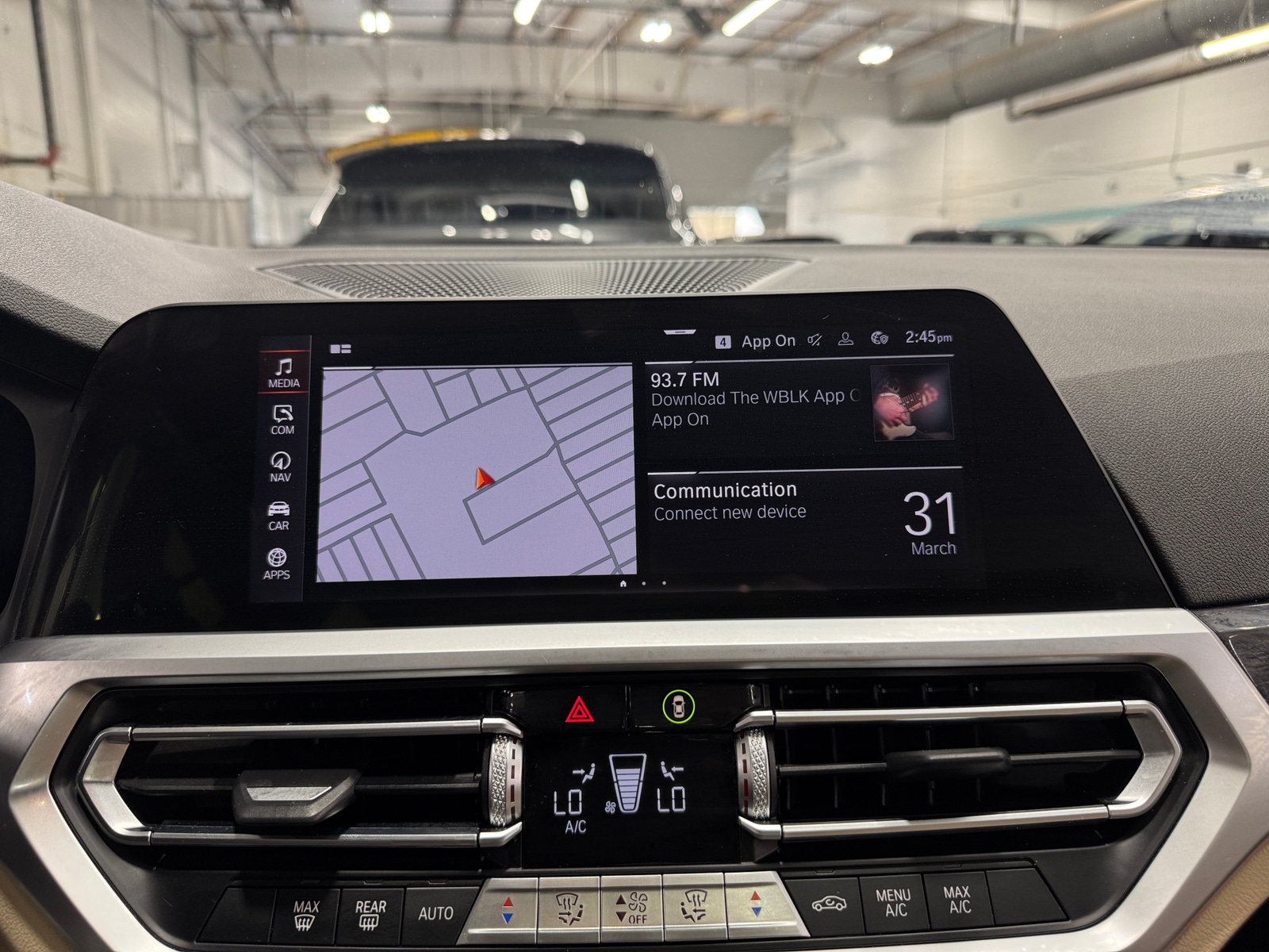 Thumbnail: 2020 BMW 3 Series - 3