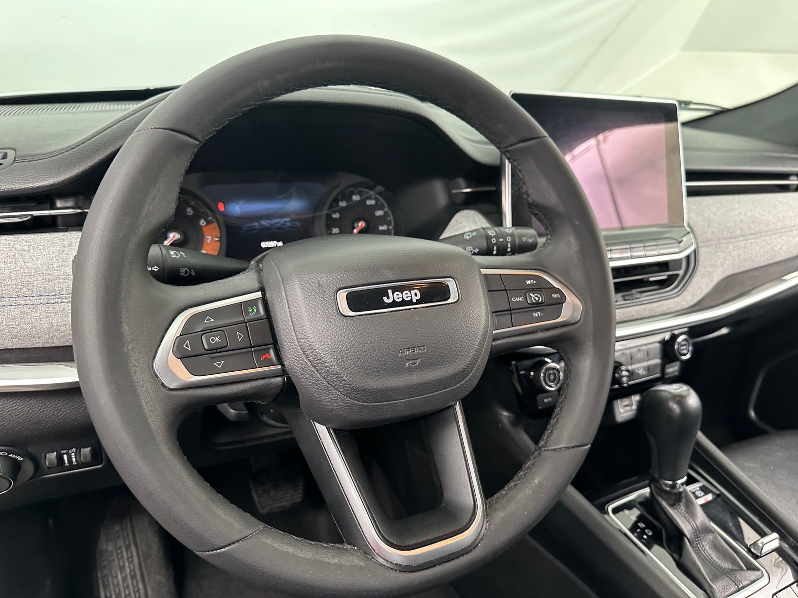 Thumbnail: 2023 Jeep Compass - 5