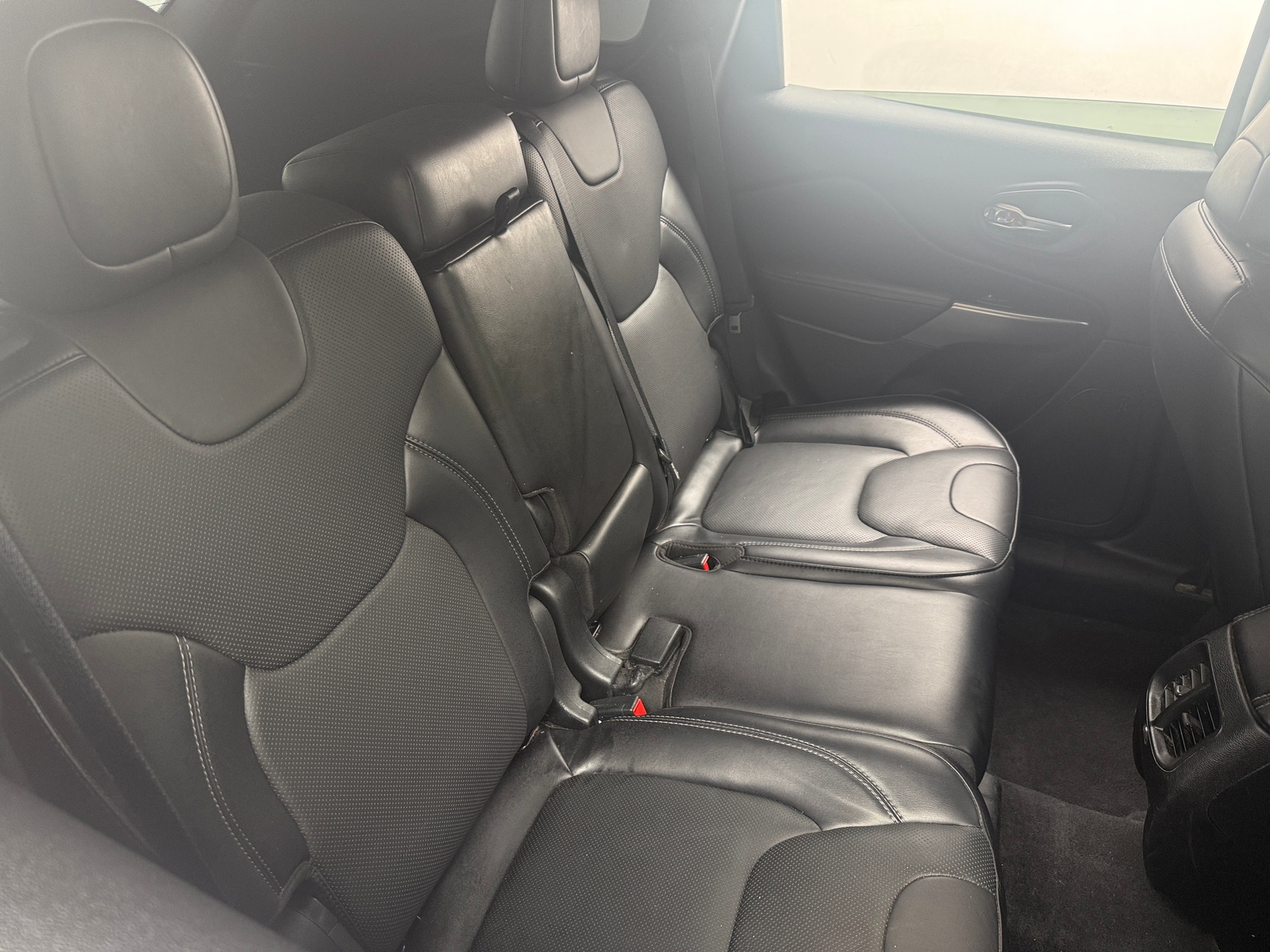 Thumbnail: 2021 Jeep Cherokee - 5