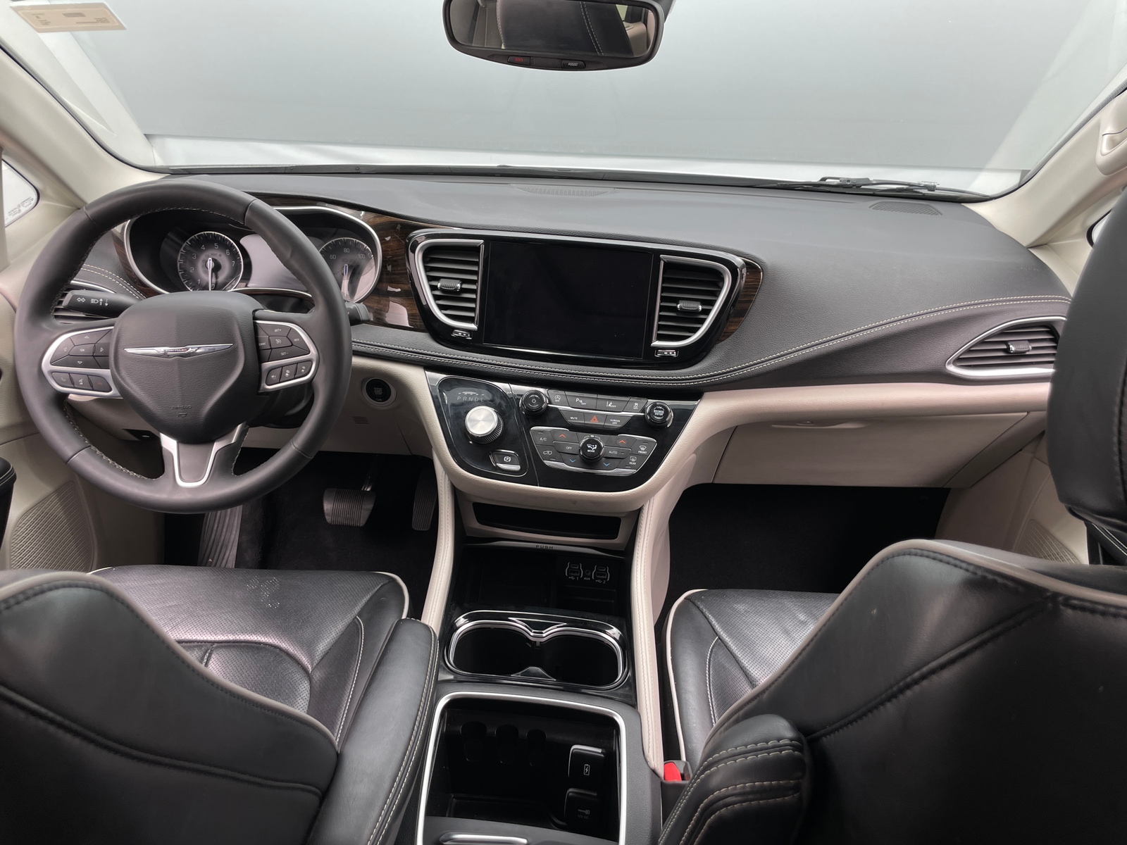 Thumbnail: 2023 Chrysler Pacifica - 2