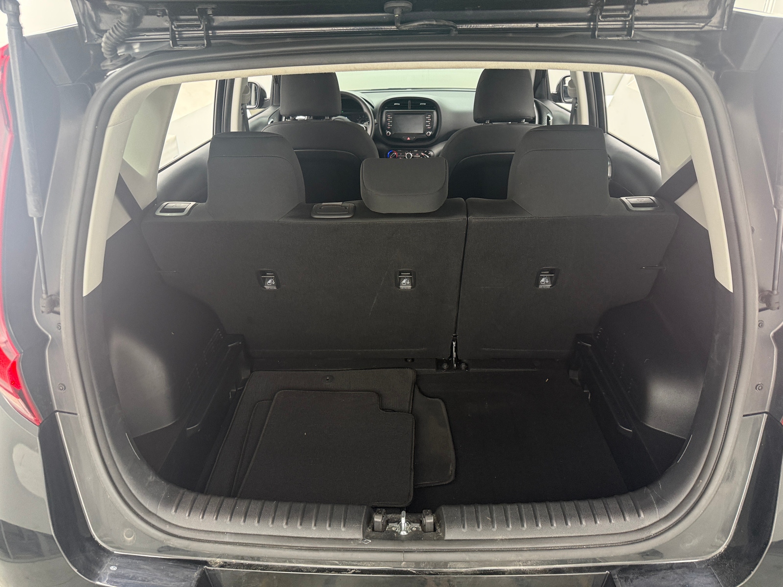 Thumbnail: 2020 Kia Soul - 7