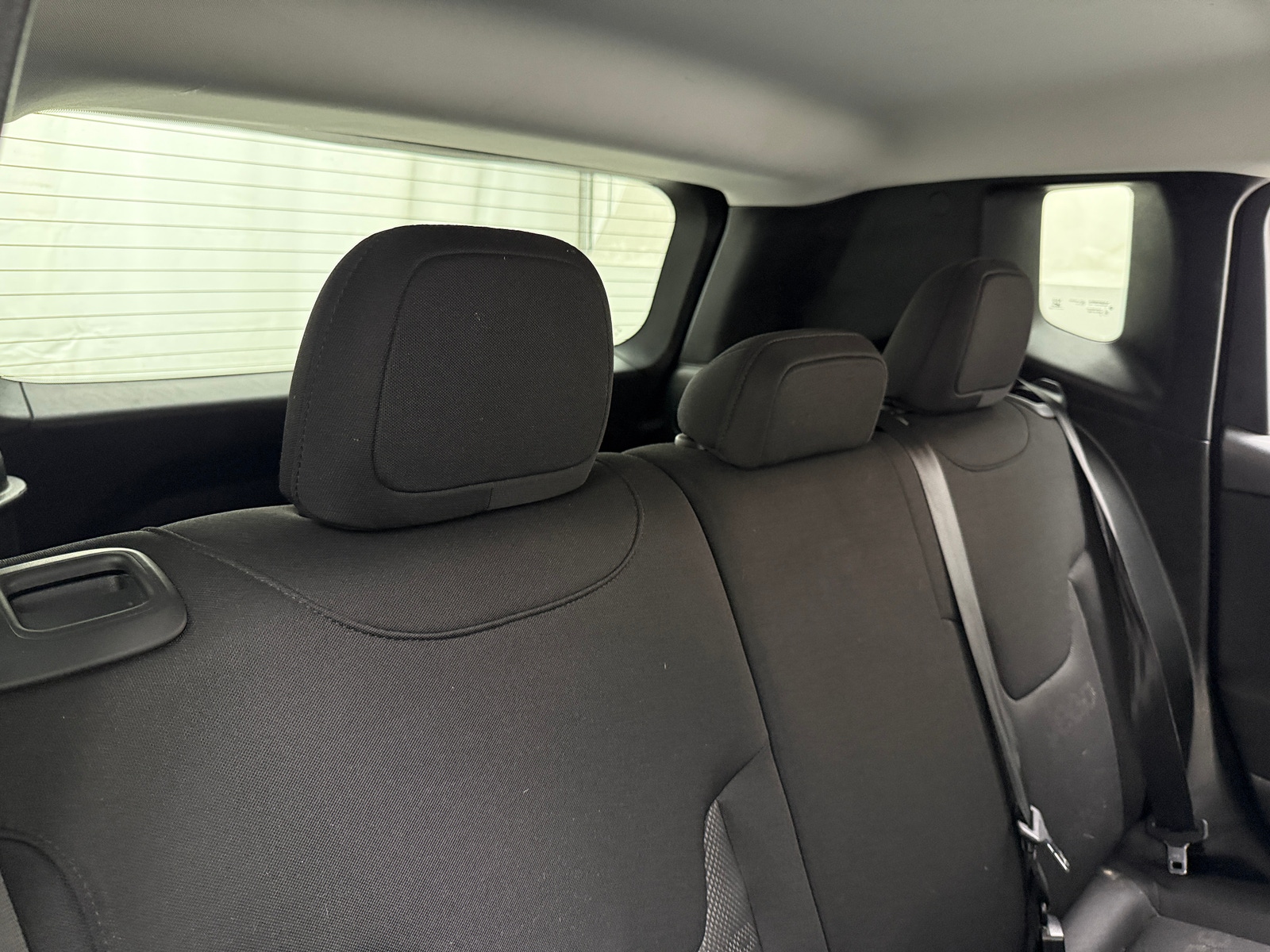 Thumbnail: 2017 Jeep Renegade - 6