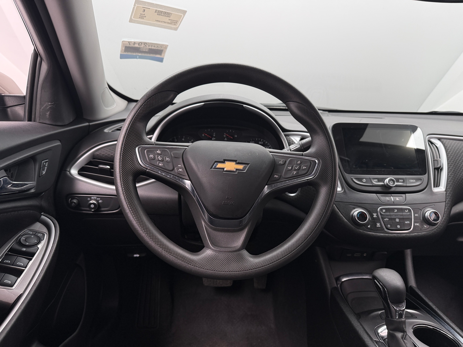 Thumbnail: 2023 Chevrolet Malibu - 5