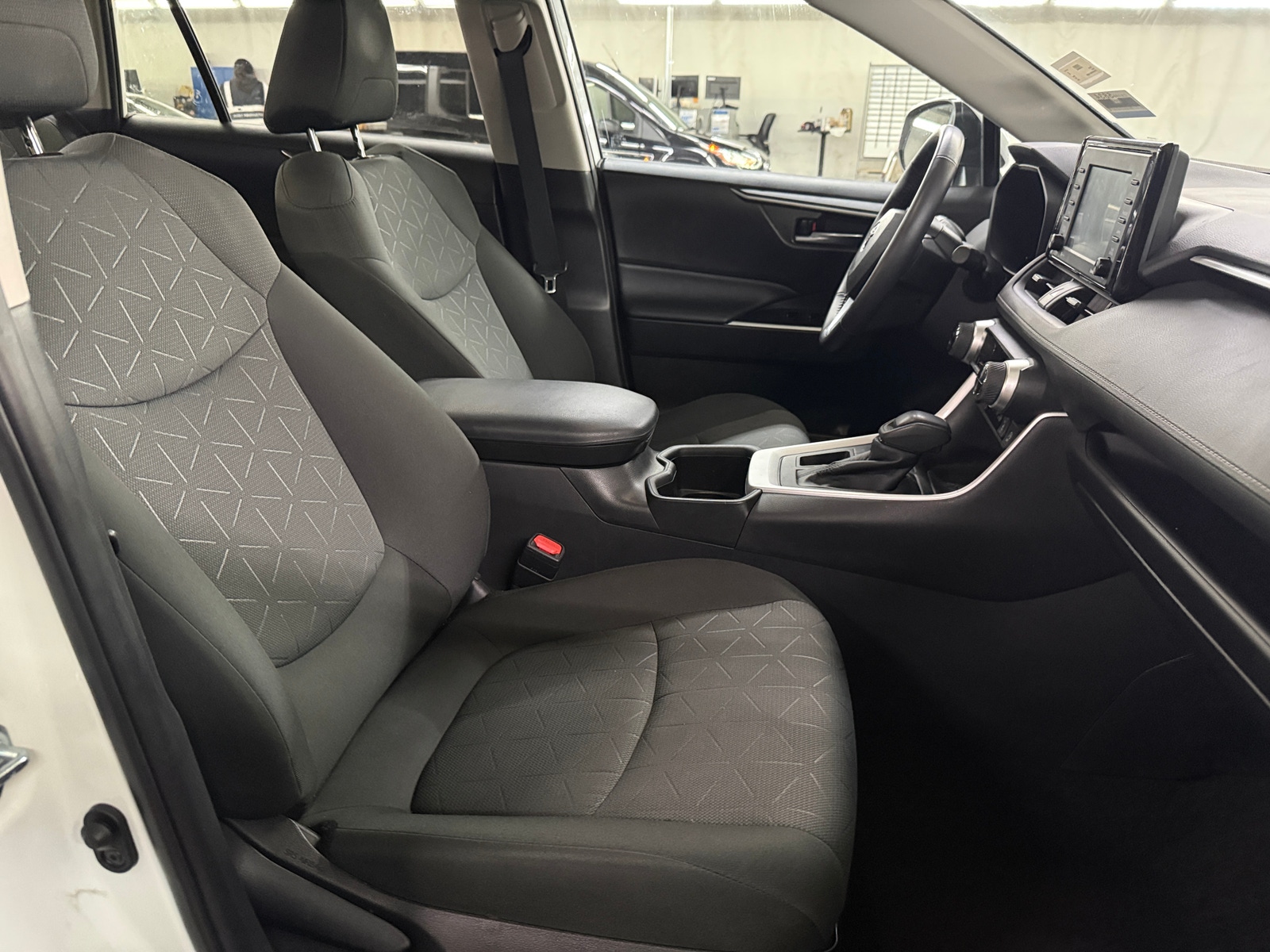 Thumbnail: 2022 Toyota RAV4 - 2