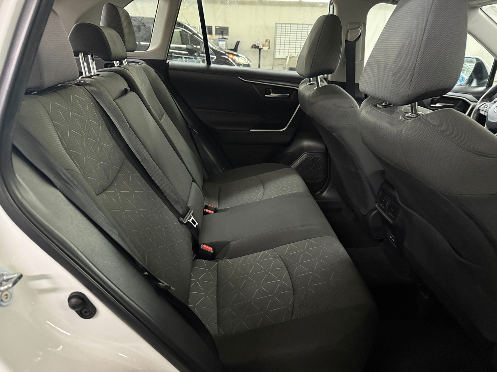 Thumbnail: 2022 Toyota RAV4 - 6