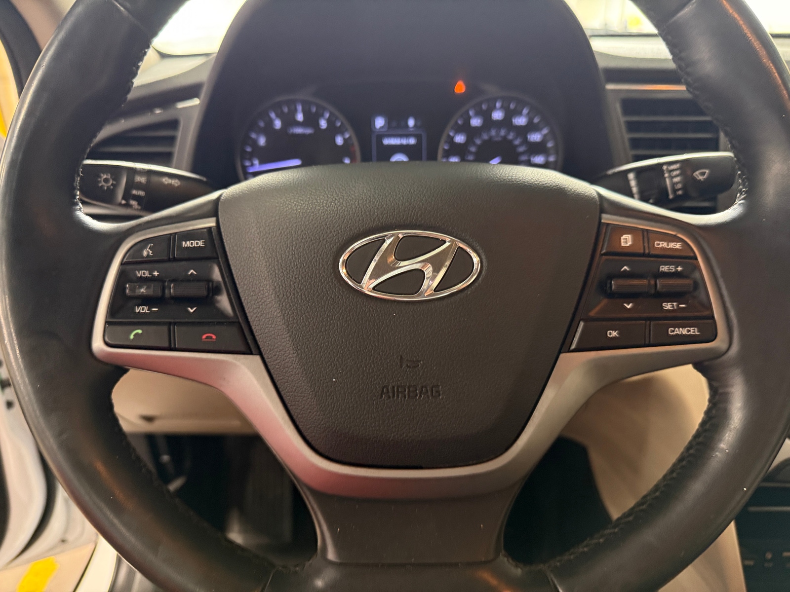 Thumbnail: 2017 Hyundai Elantra - 5