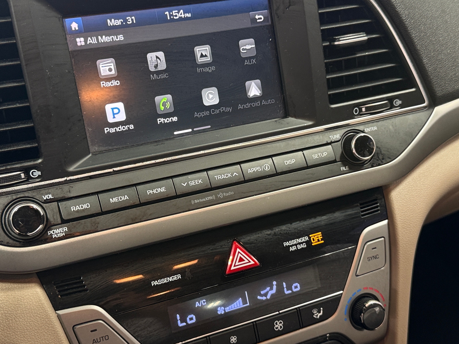 Thumbnail: 2017 Hyundai Elantra - 4