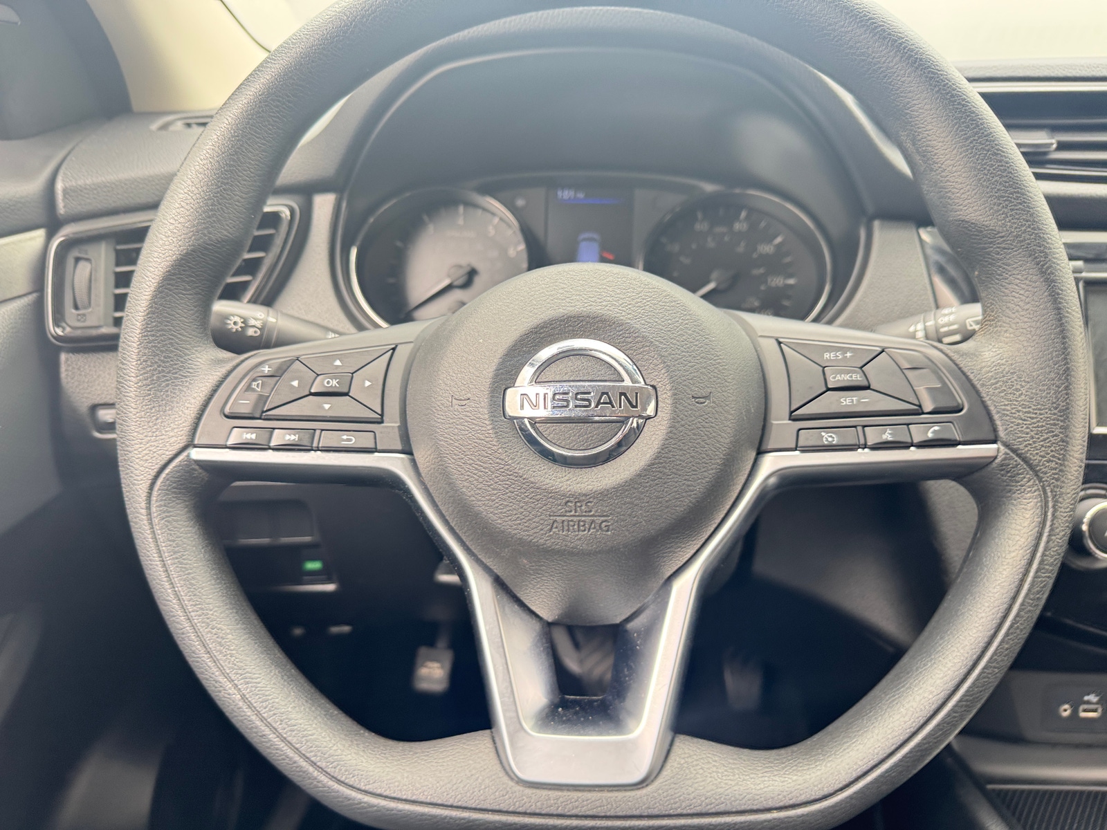 Thumbnail: 2019 Nissan Rogue Sport - 5