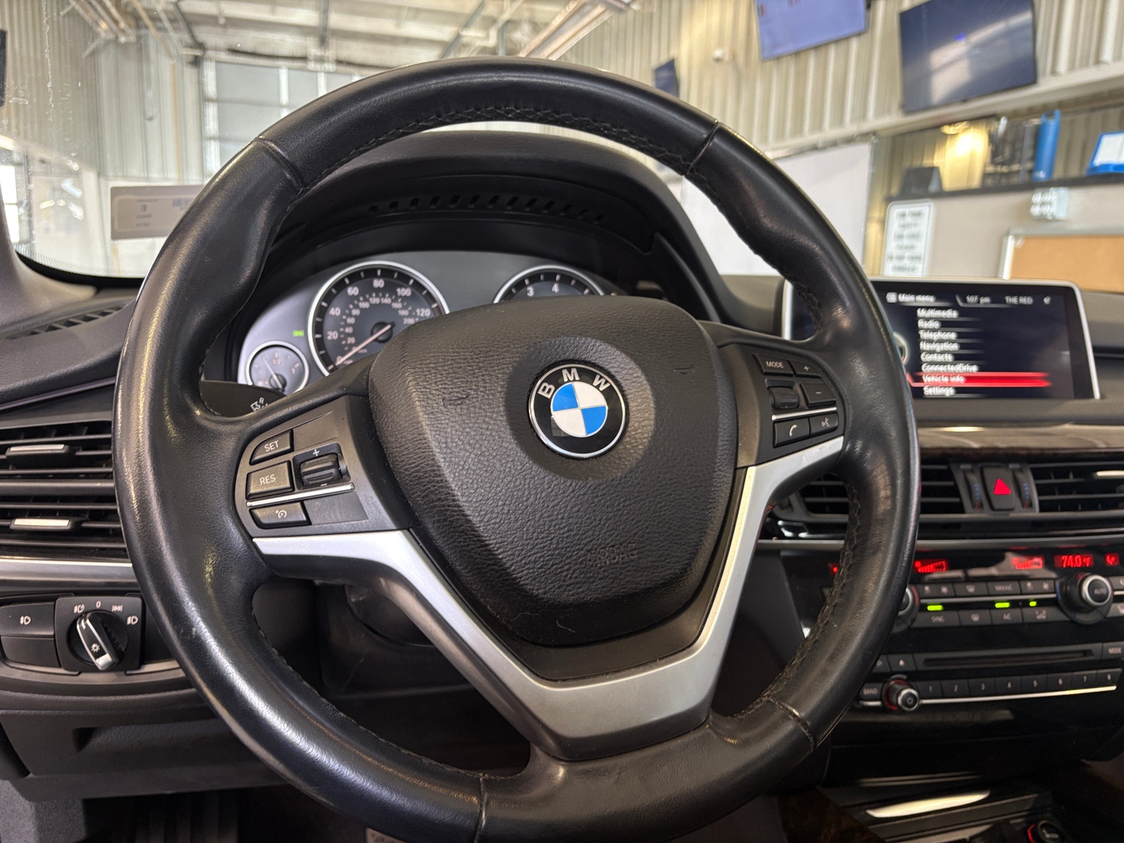 Thumbnail: 2015 BMW X5 - 4