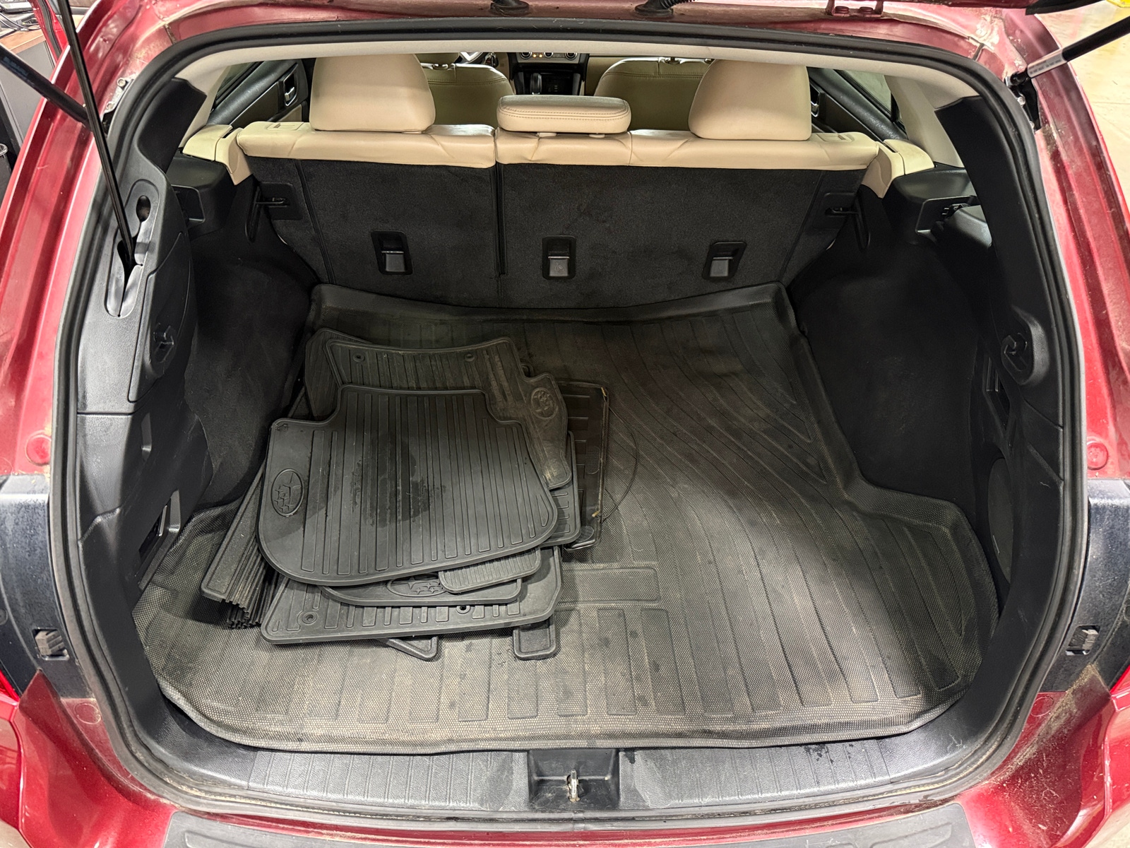 Thumbnail: 2015 Subaru Outback - 6