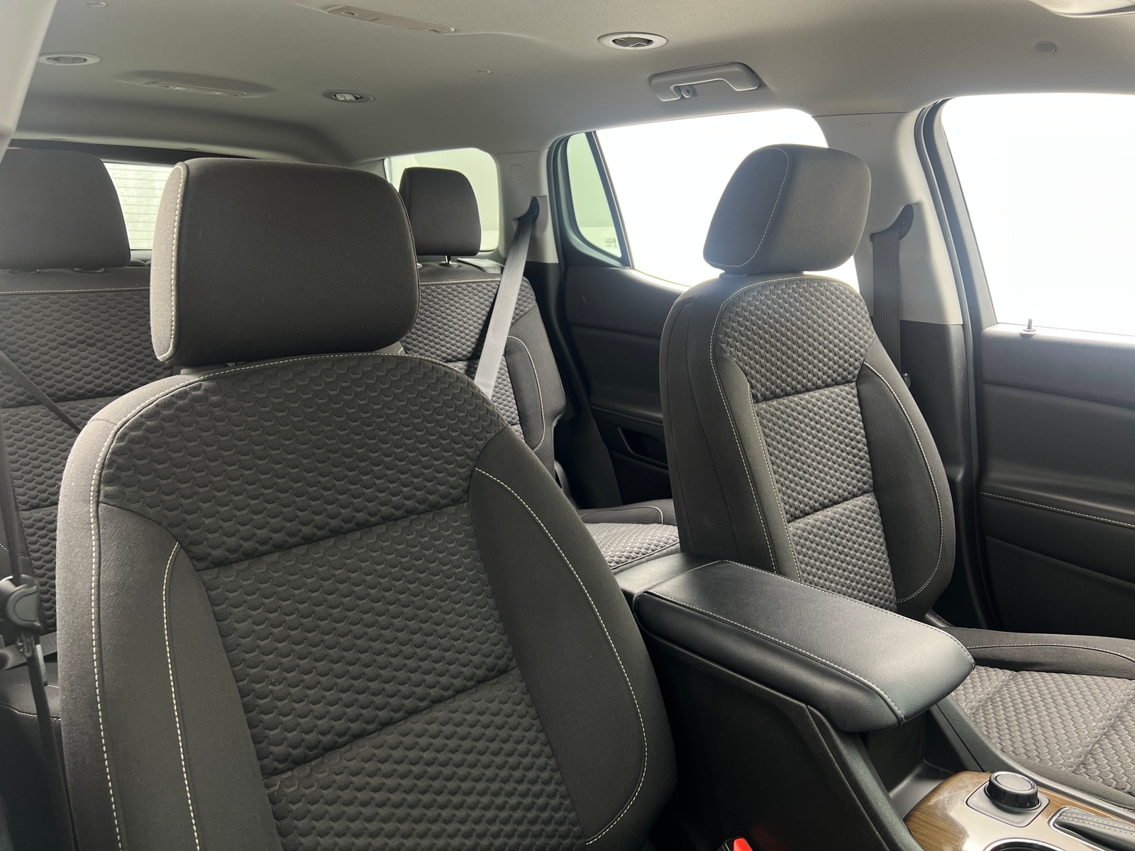 Thumbnail: 2017 GMC Acadia - 2