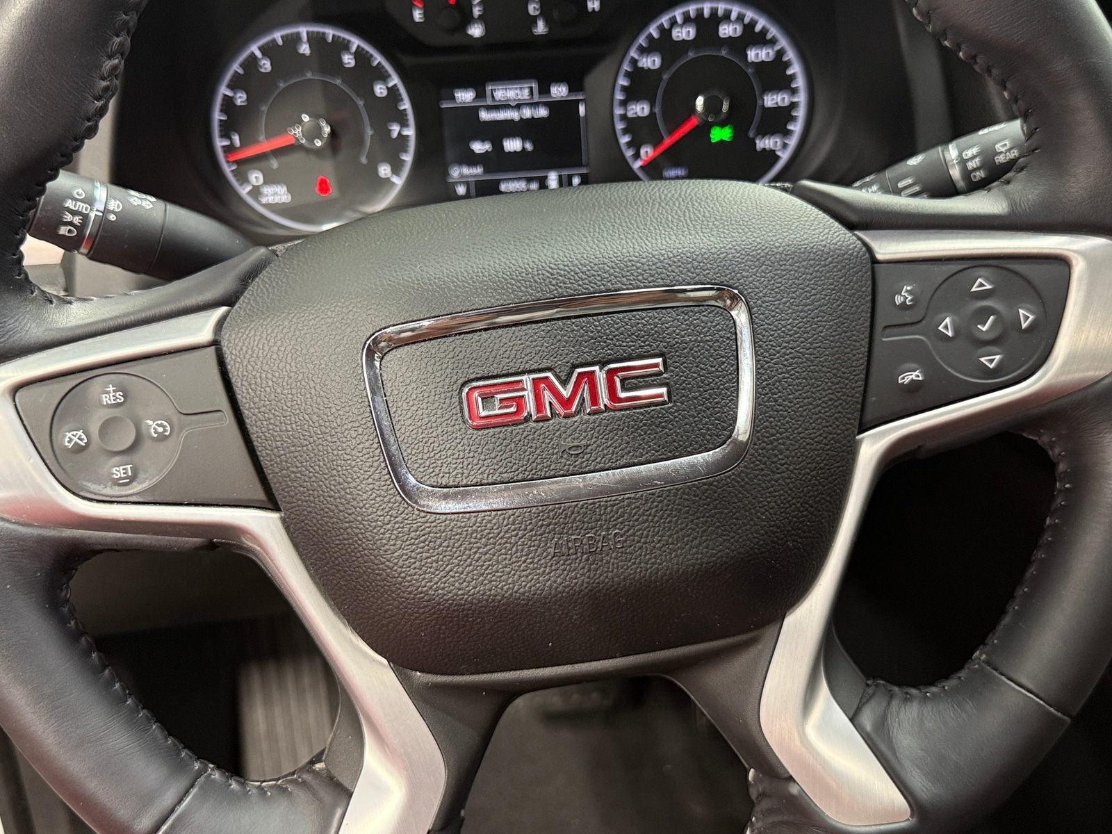 Thumbnail: 2017 GMC Acadia - 5