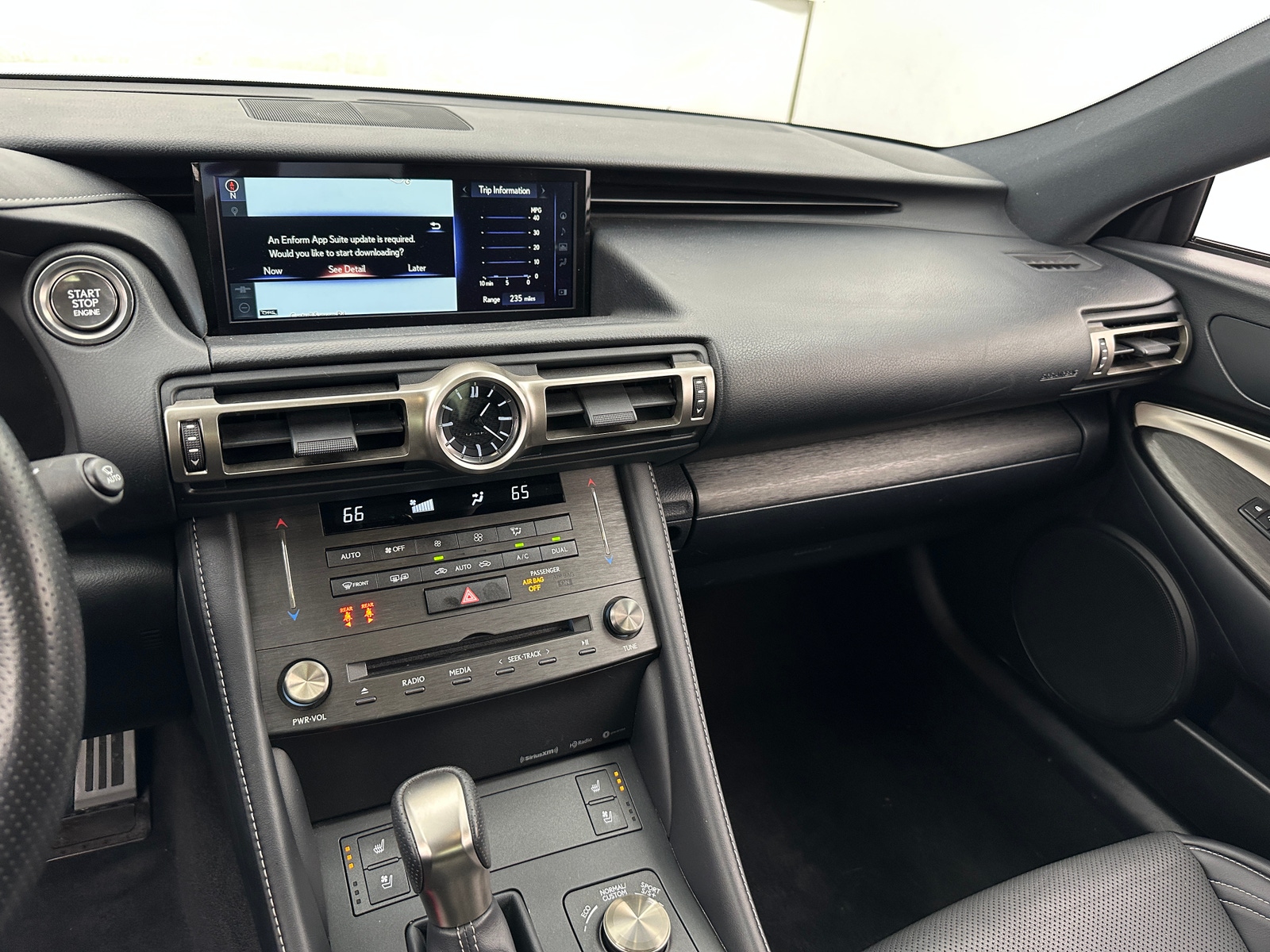 Thumbnail: 2019 Lexus RC - 2