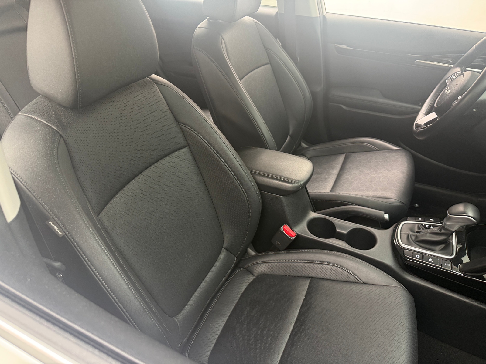 Thumbnail: 2024 Kia Seltos - 2