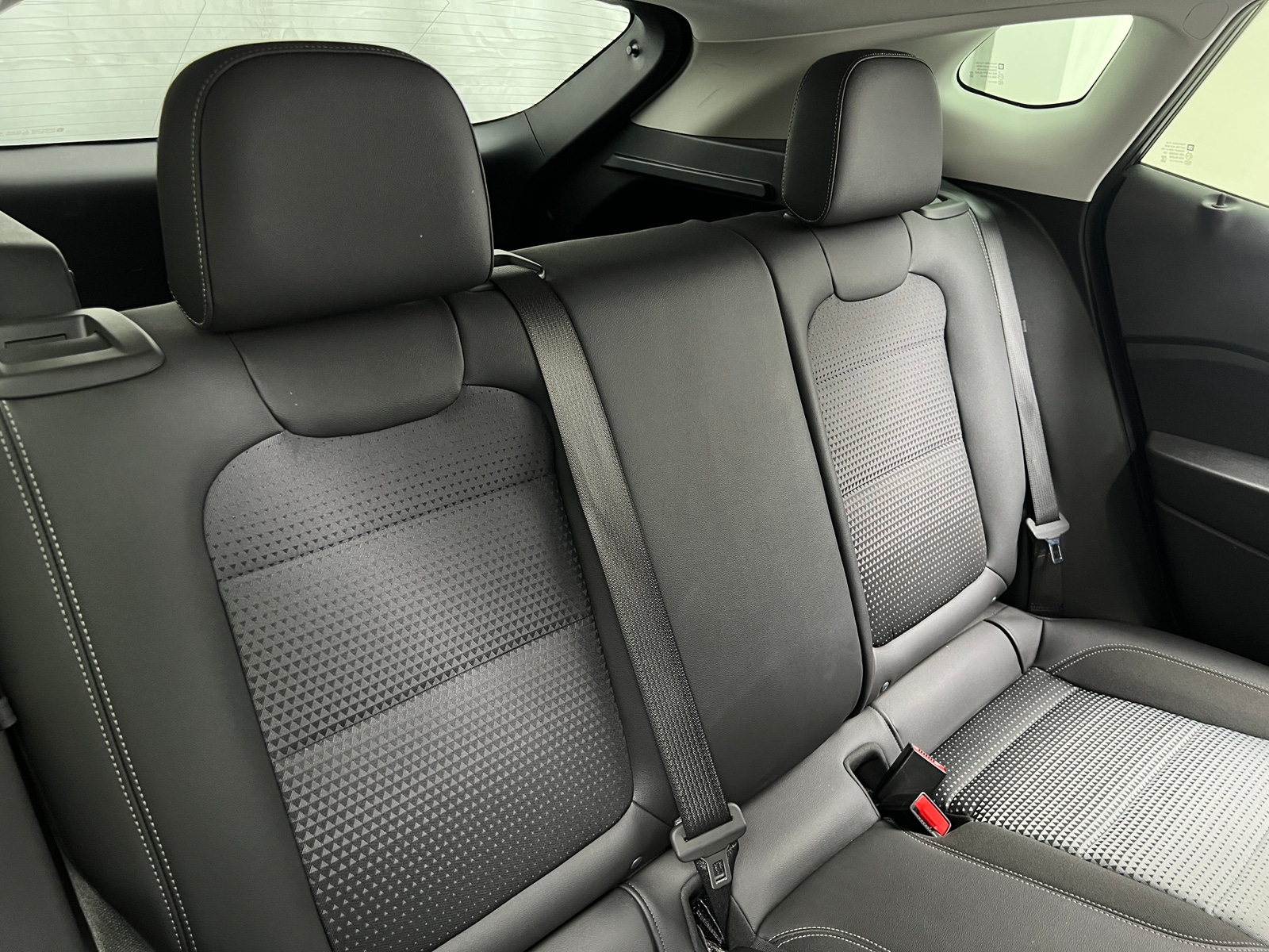 Thumbnail: 2025 Chevrolet Trax - 6