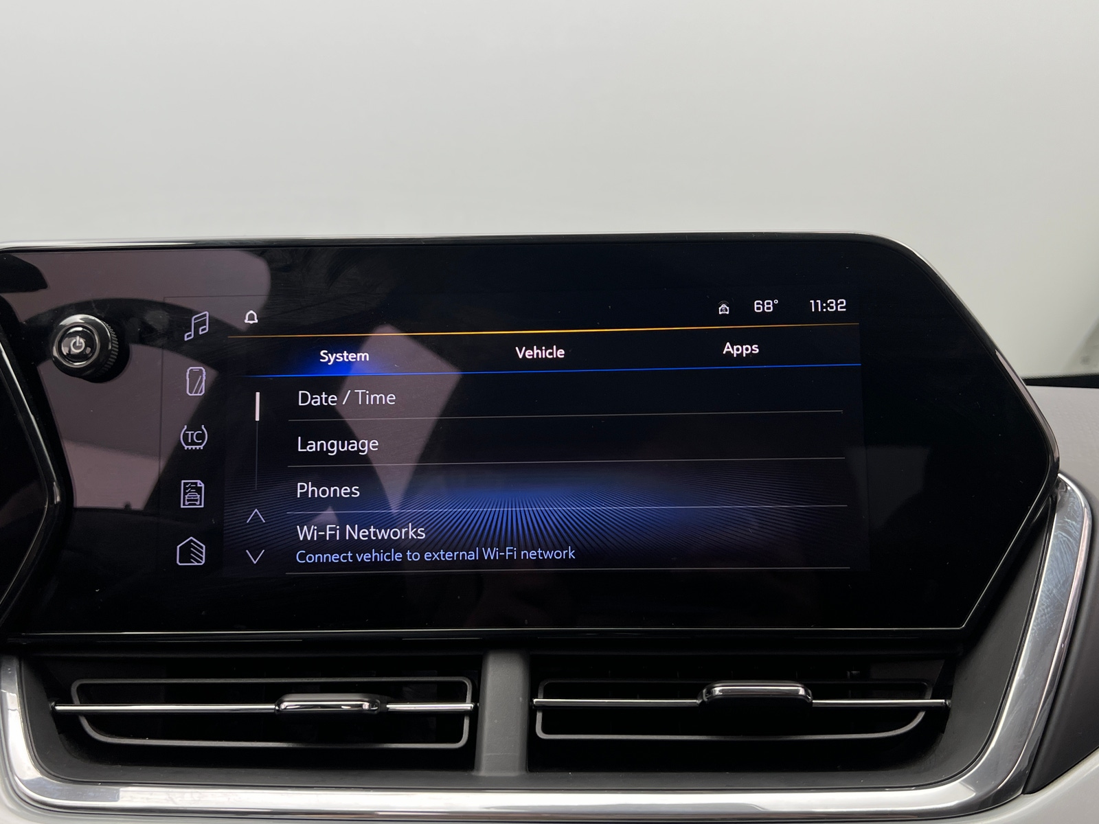 Thumbnail: 2025 Chevrolet Trax - 4