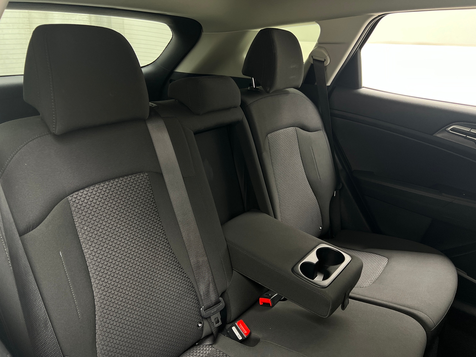 Thumbnail: 2025 Kia Sportage - 6