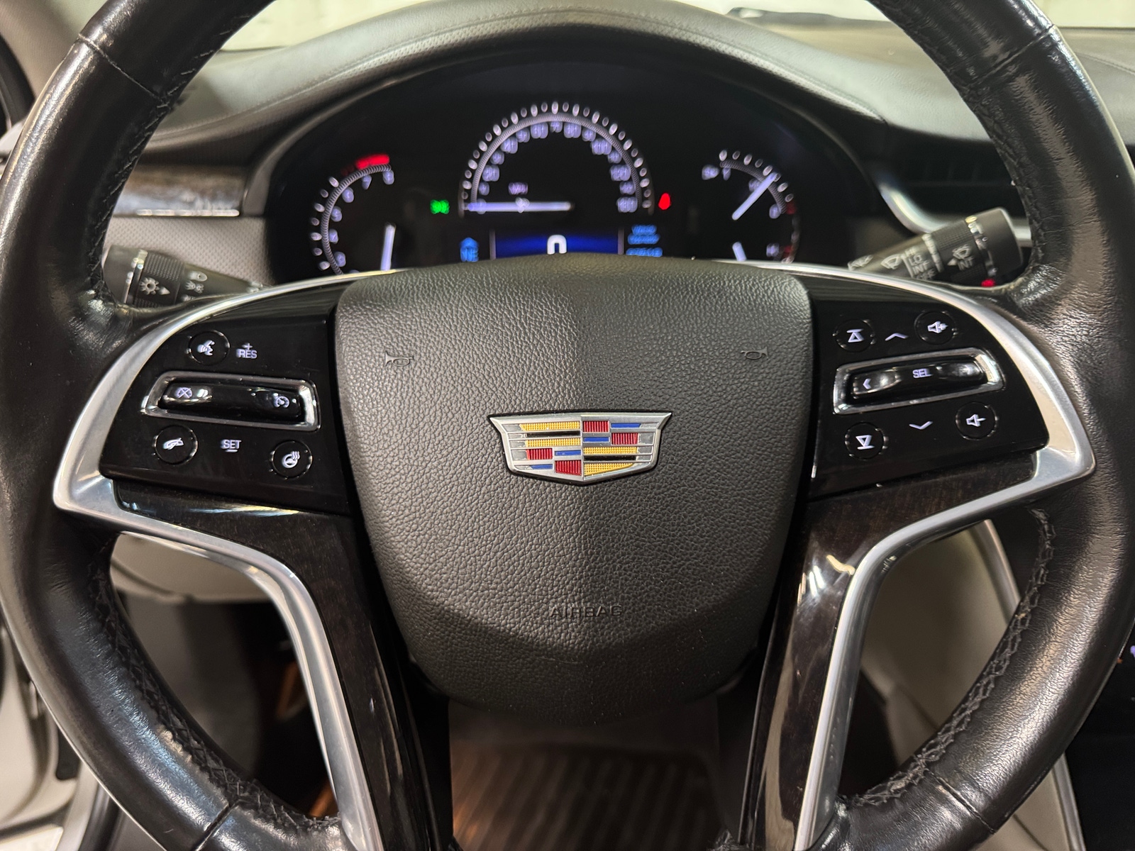 Thumbnail: 2017 Cadillac XTS - 4