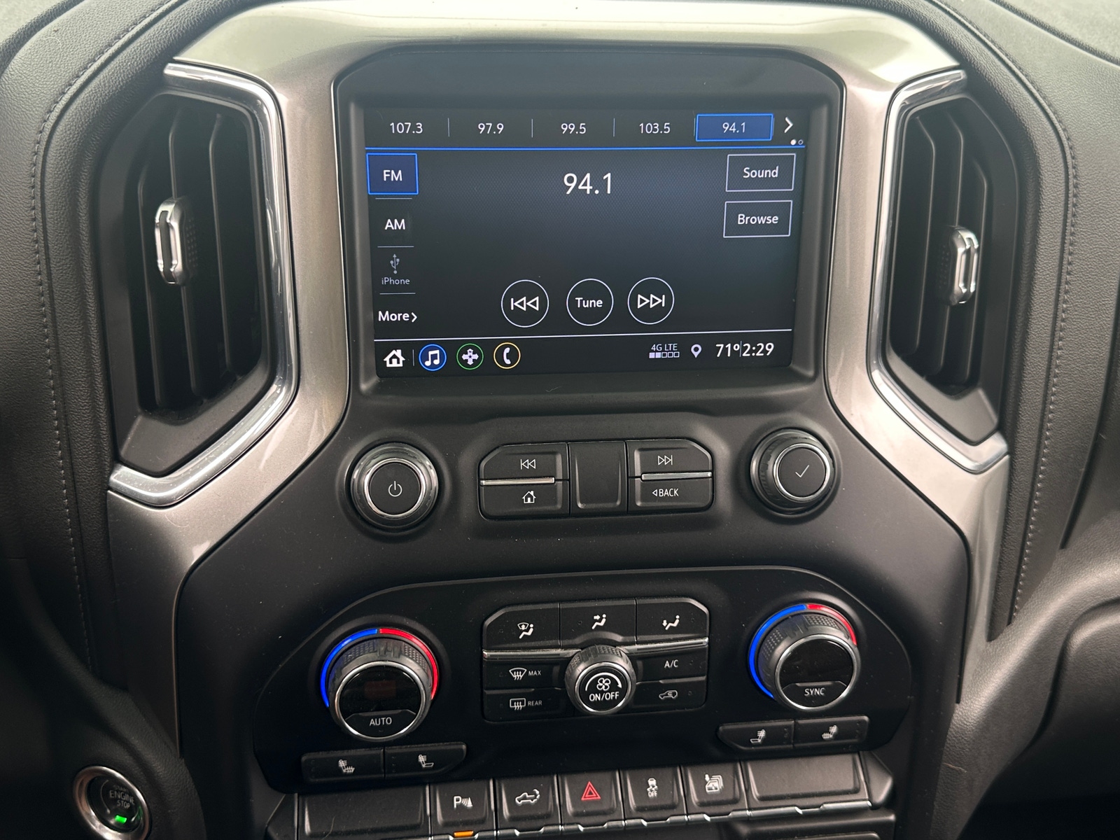 Thumbnail: 2020 Chevrolet Silverado 2500 - 4