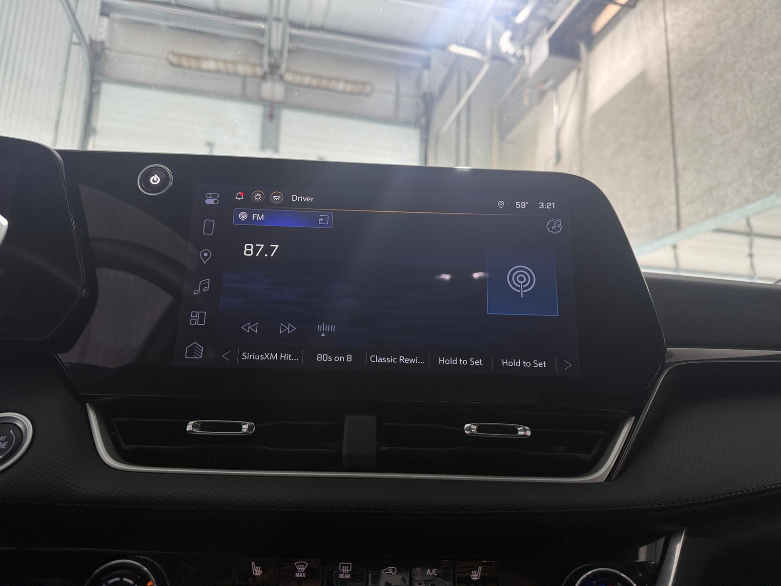 Thumbnail: 2025 Chevrolet Equinox - 4