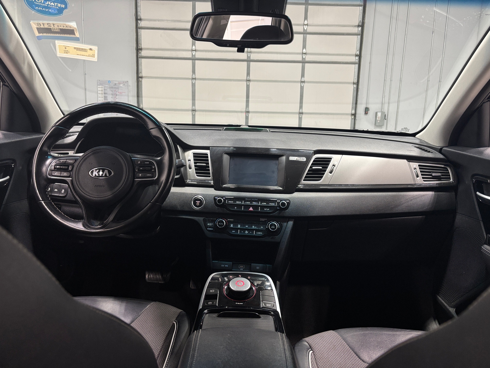 Thumbnail: 2019 Kia Niro - 3