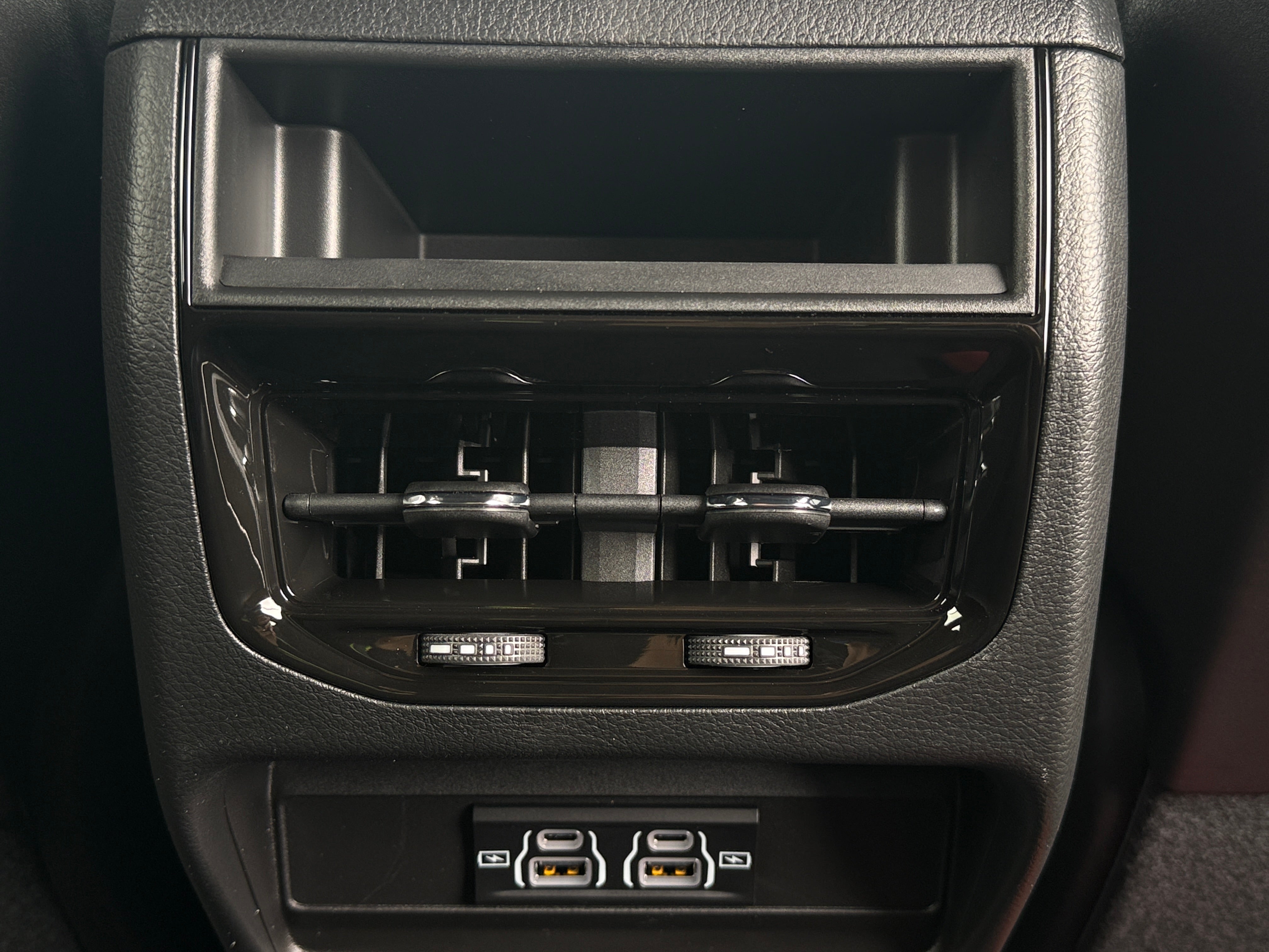 2026 Jeep Grand Cherokee Laredo - Photo 5