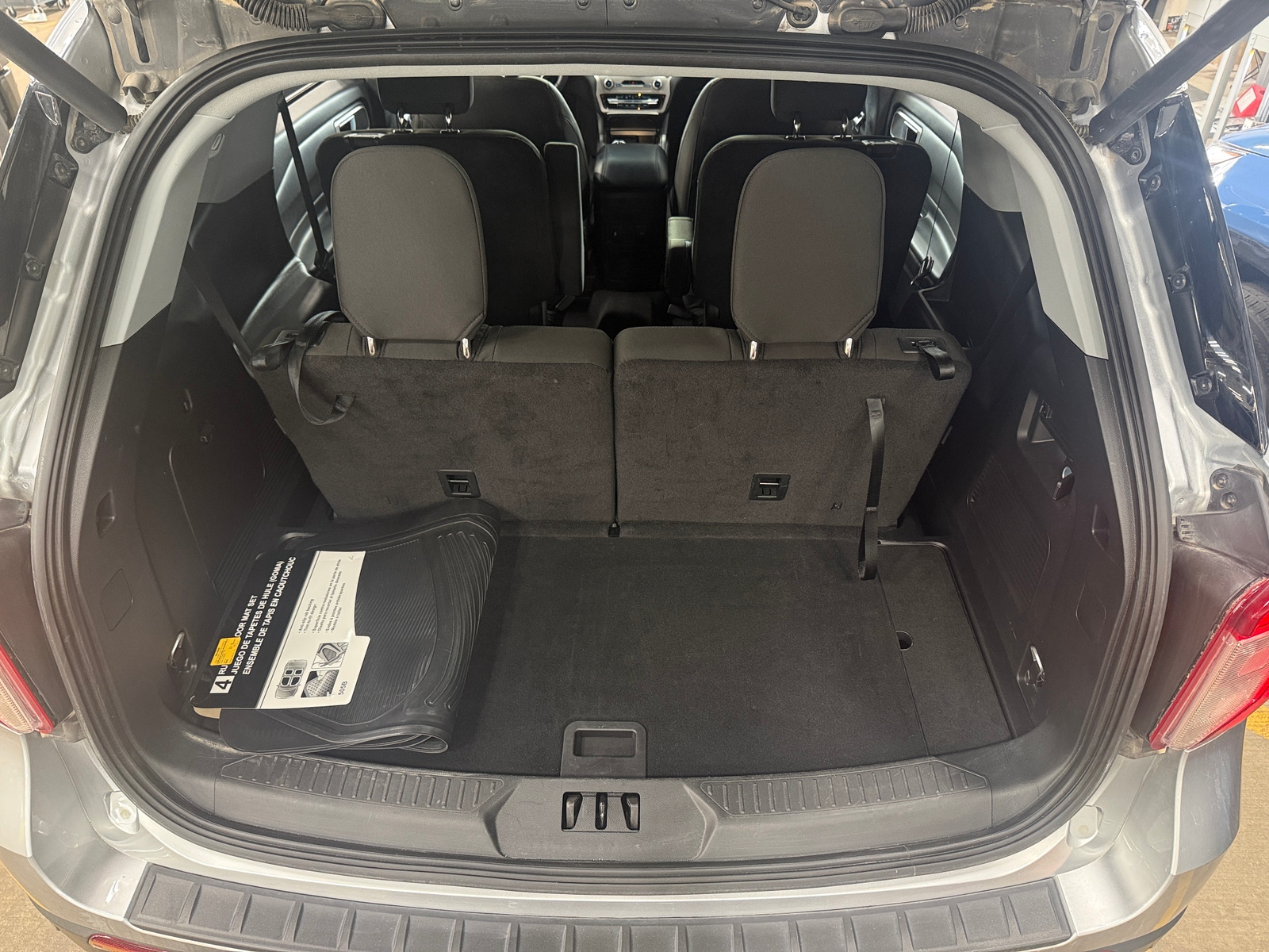 Thumbnail: 2023 Ford Explorer - 7