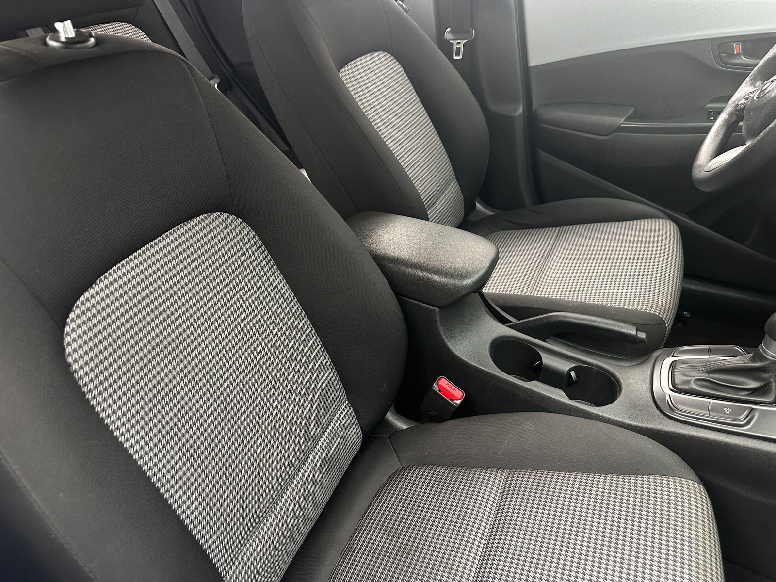 Thumbnail: 2020 Hyundai Kona - 2