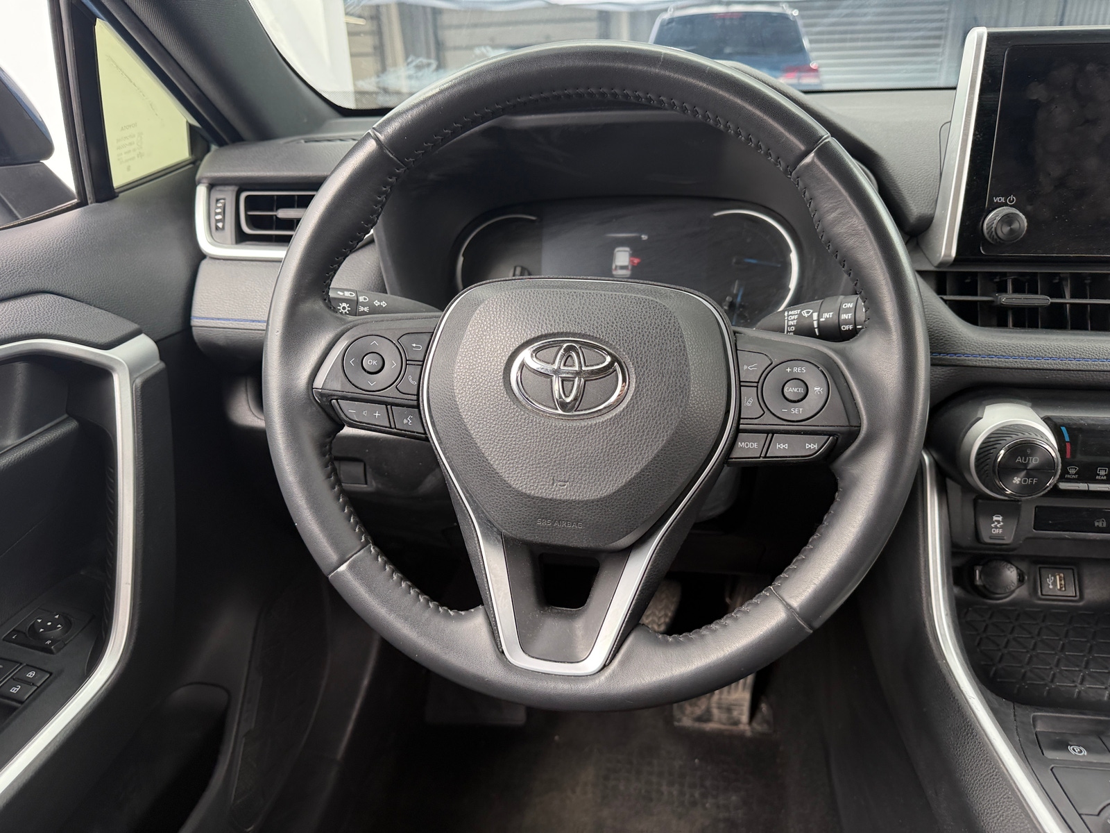 Thumbnail: 2023 Toyota RAV4 - 5