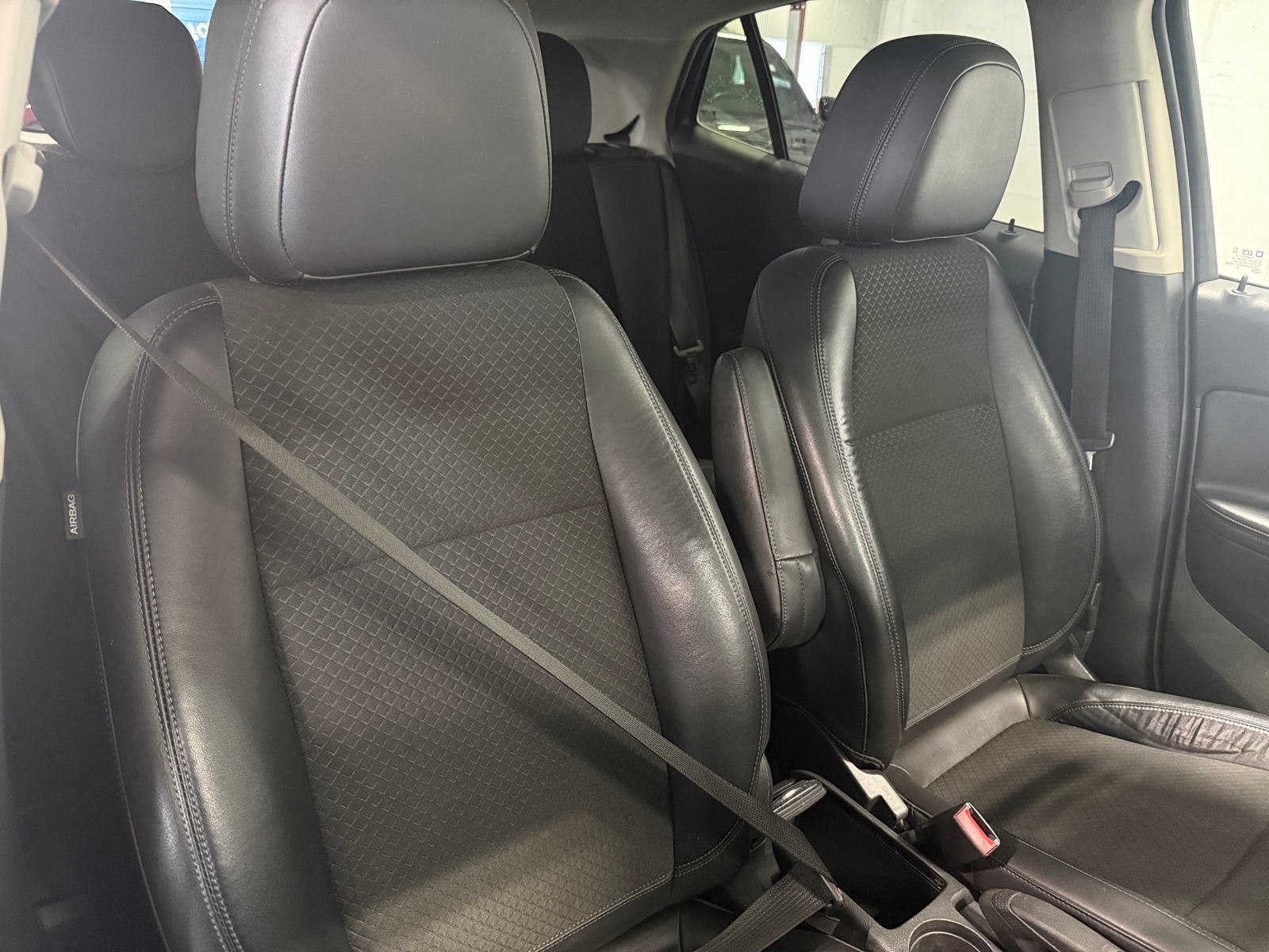 Thumbnail: 2017 Buick Encore - 2