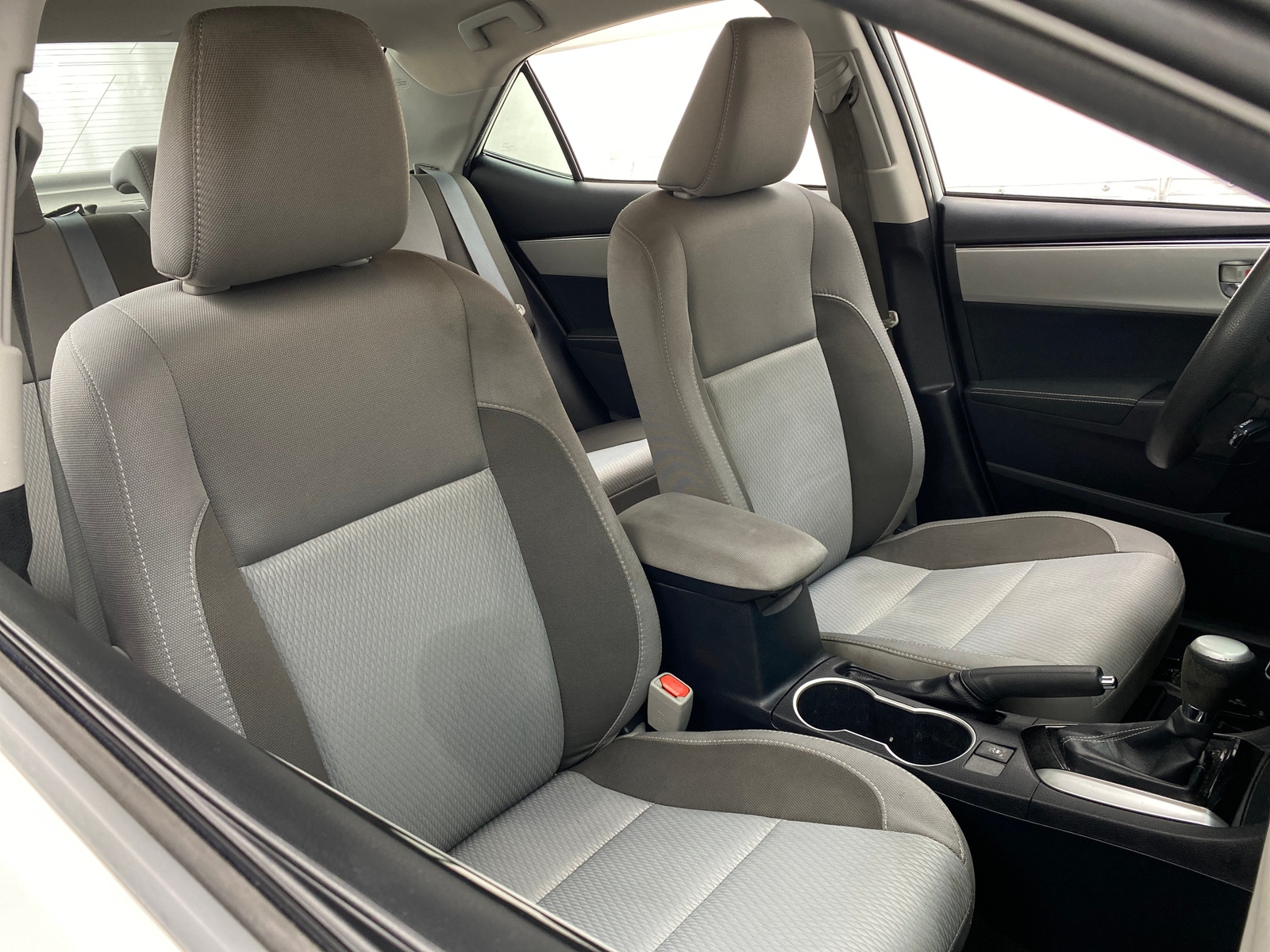 Thumbnail: 2017 Toyota Corolla - 2