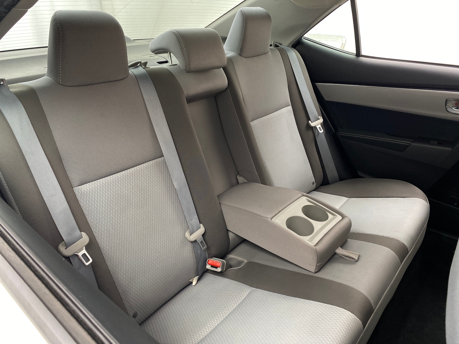 Thumbnail: 2017 Toyota Corolla - 6