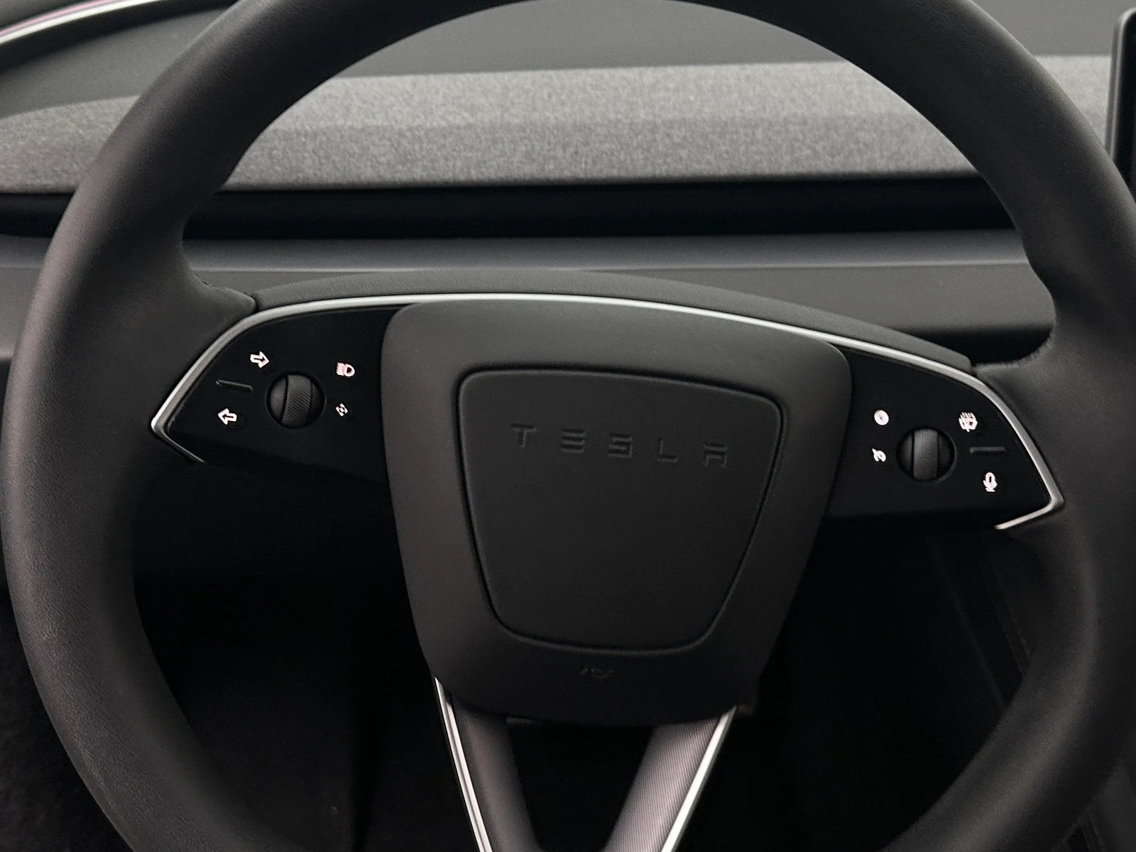 Thumbnail: 2025 Tesla Model 3 - 3