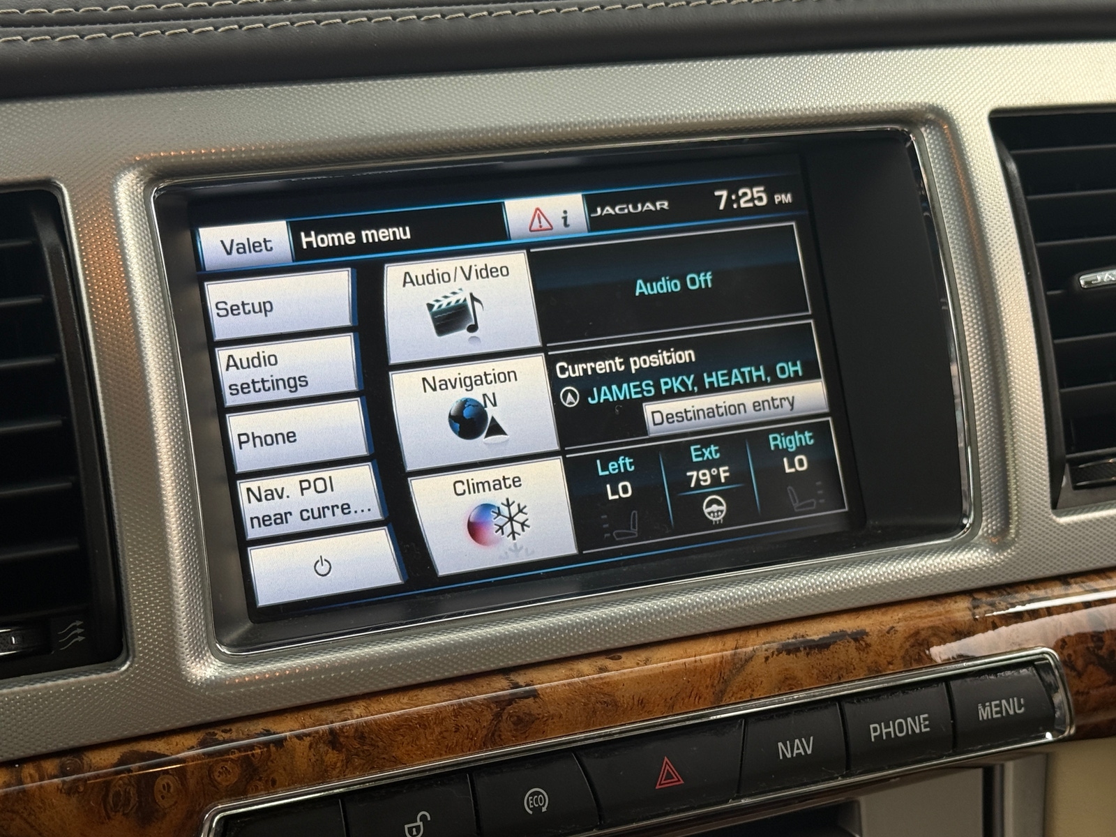 Thumbnail: 2015 Jaguar XF - 3