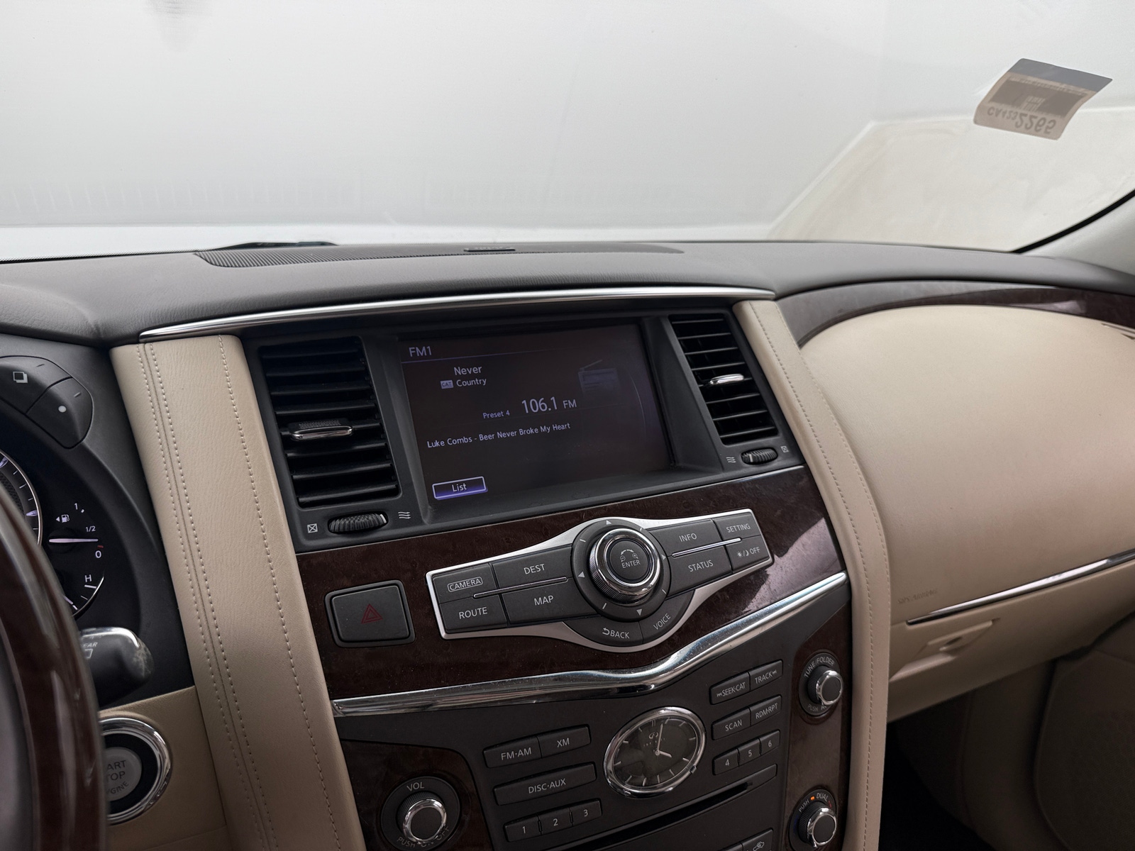 Thumbnail: 2017 INFINITI QX80 - 3