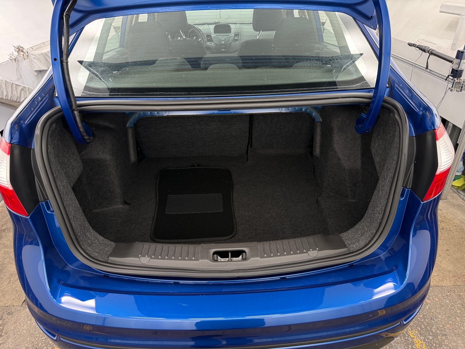 Thumbnail: 2019 Ford Fiesta - 7