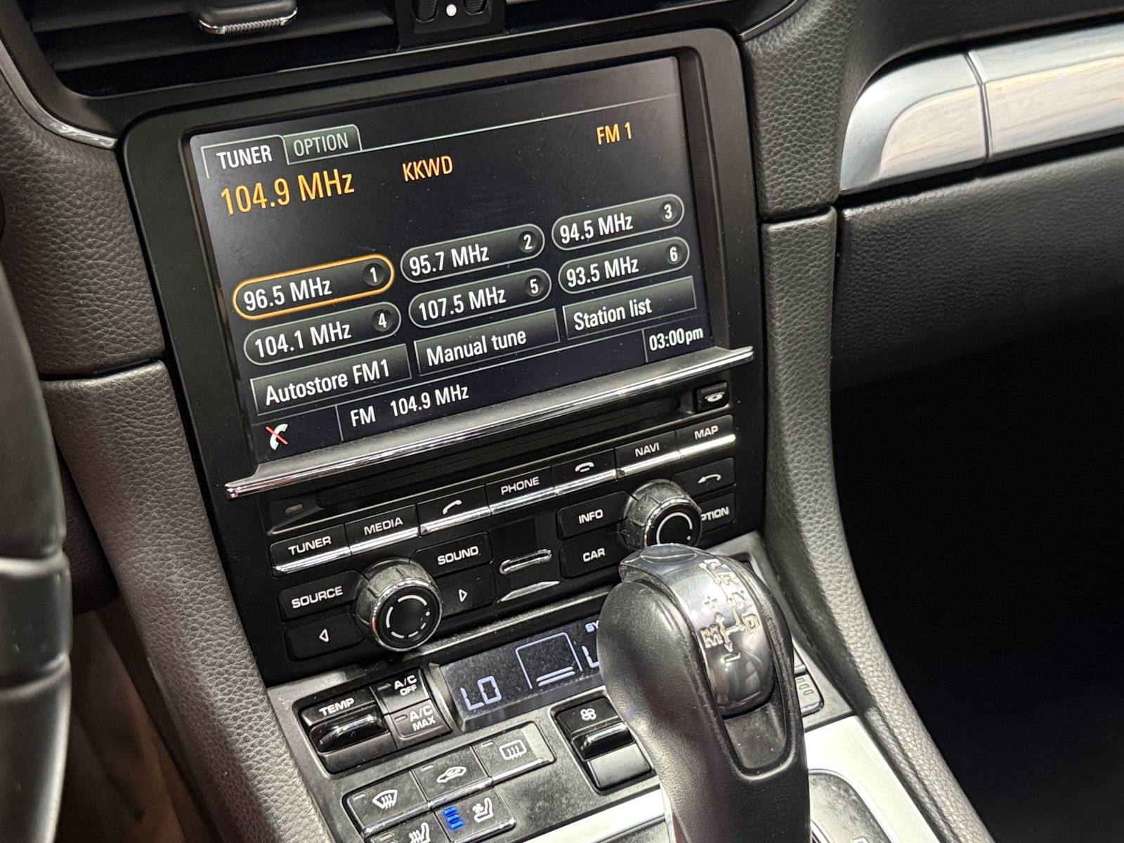 Thumbnail: 2016 Porsche 911 - 2