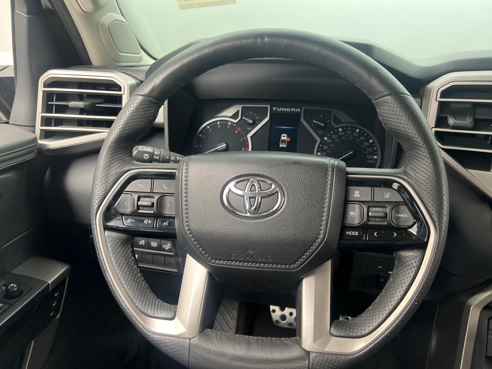 Thumbnail: 2022 Toyota Tundra - 4