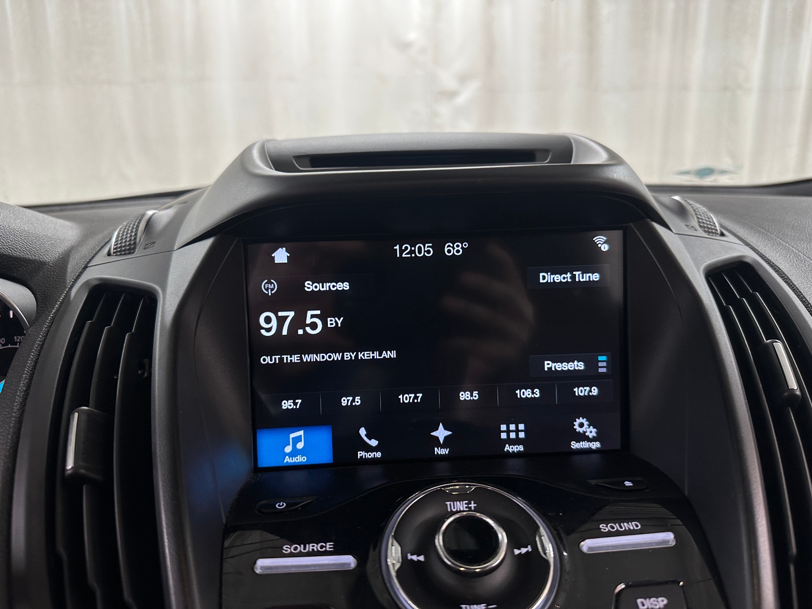 Thumbnail: 2017 Ford Escape - 3