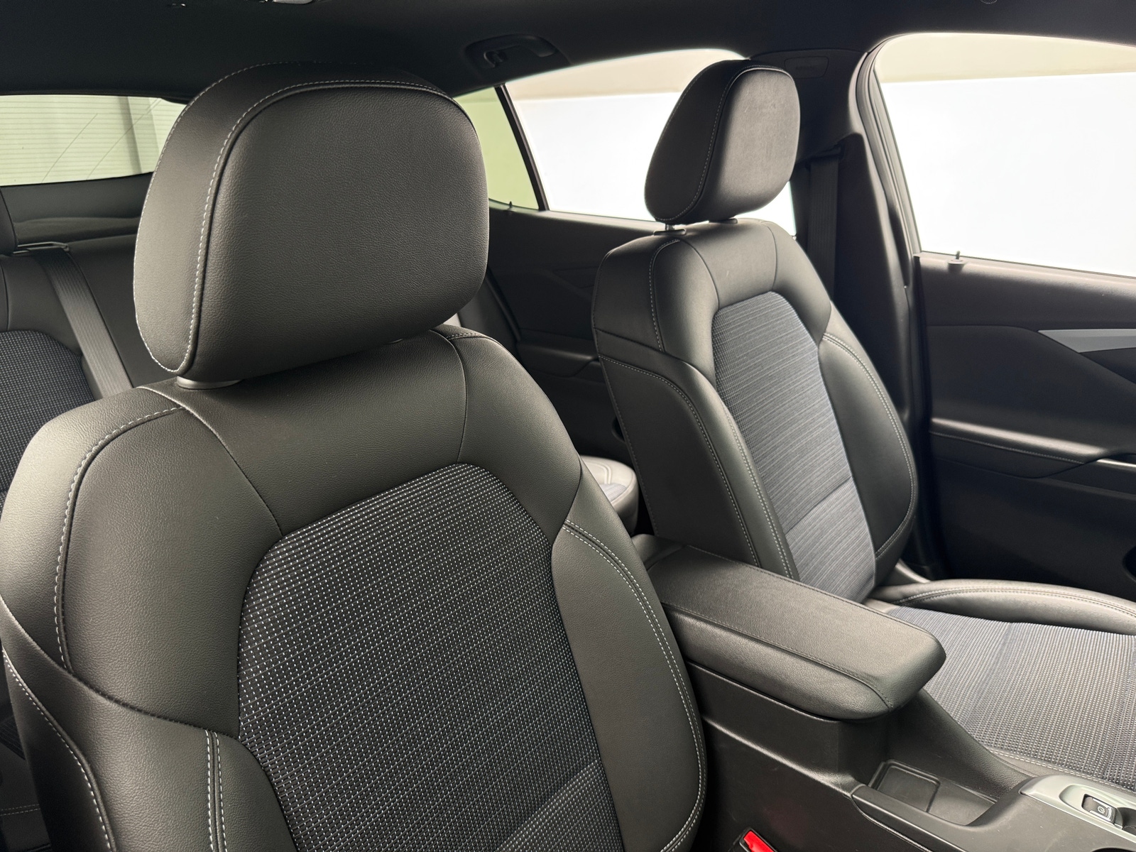 Thumbnail: 2025 Buick Envista - 2