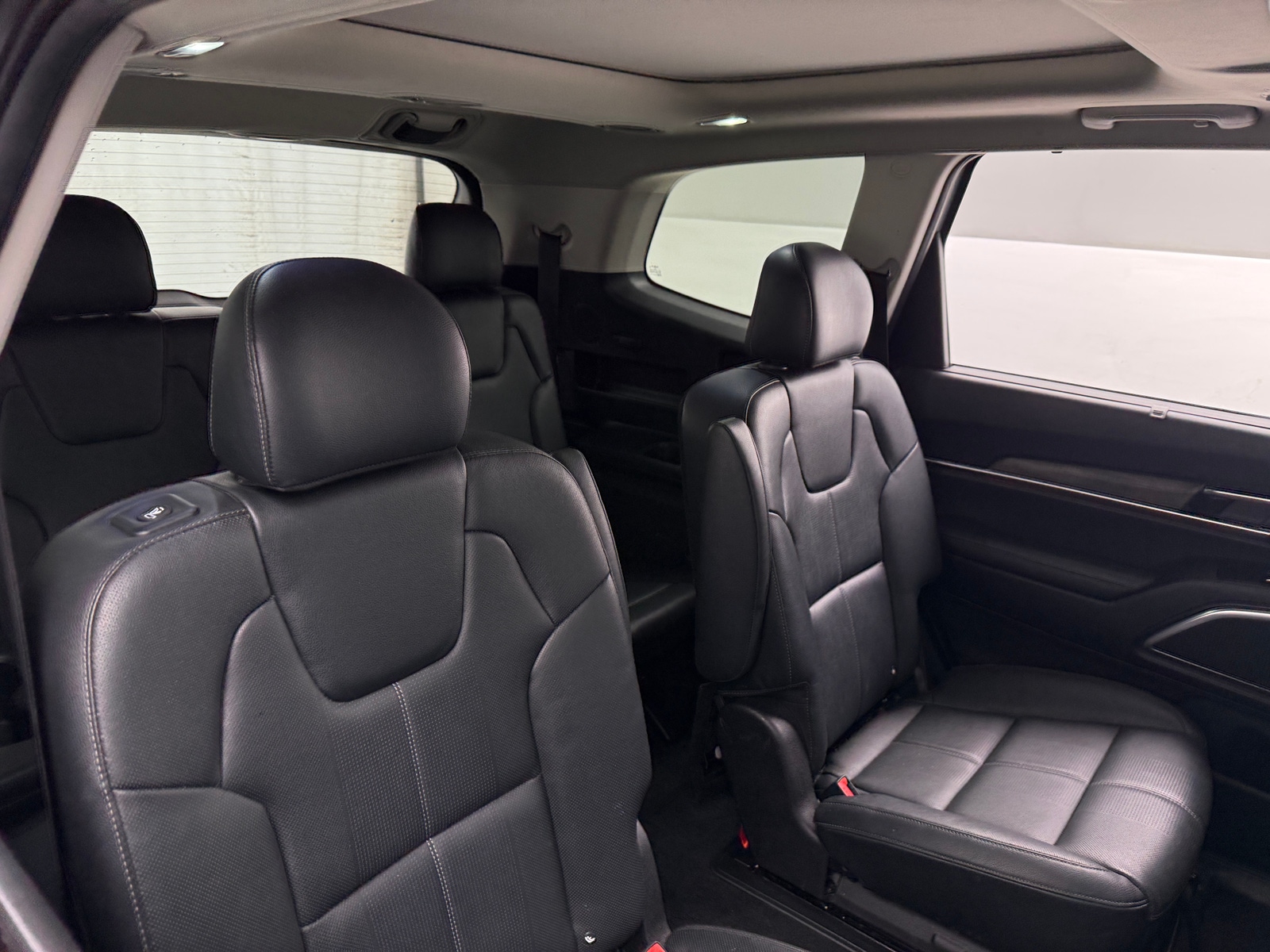 Thumbnail: 2022 Kia Telluride - 5